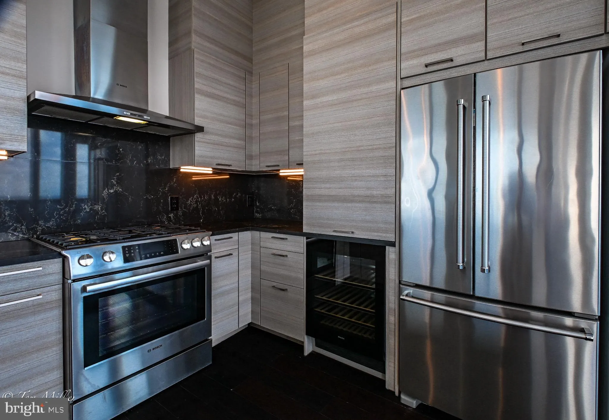 Baltimore, Maryland 21202, United States, 2 Bedrooms Bedrooms, ,2 BathroomsBathrooms,Residential,Active,255008