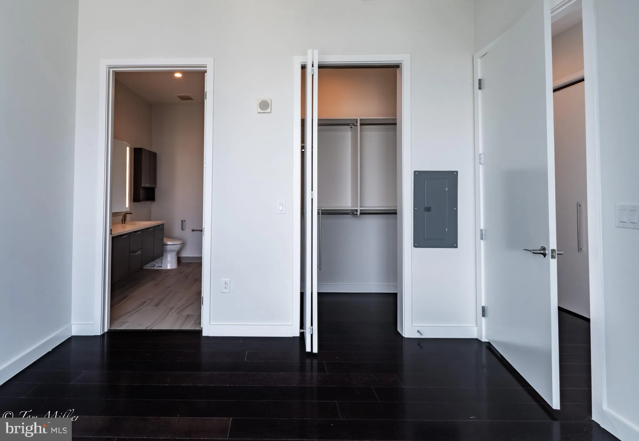 Baltimore, Maryland 21202, United States, 2 Bedrooms Bedrooms, ,2 BathroomsBathrooms,Residential,Active,255008