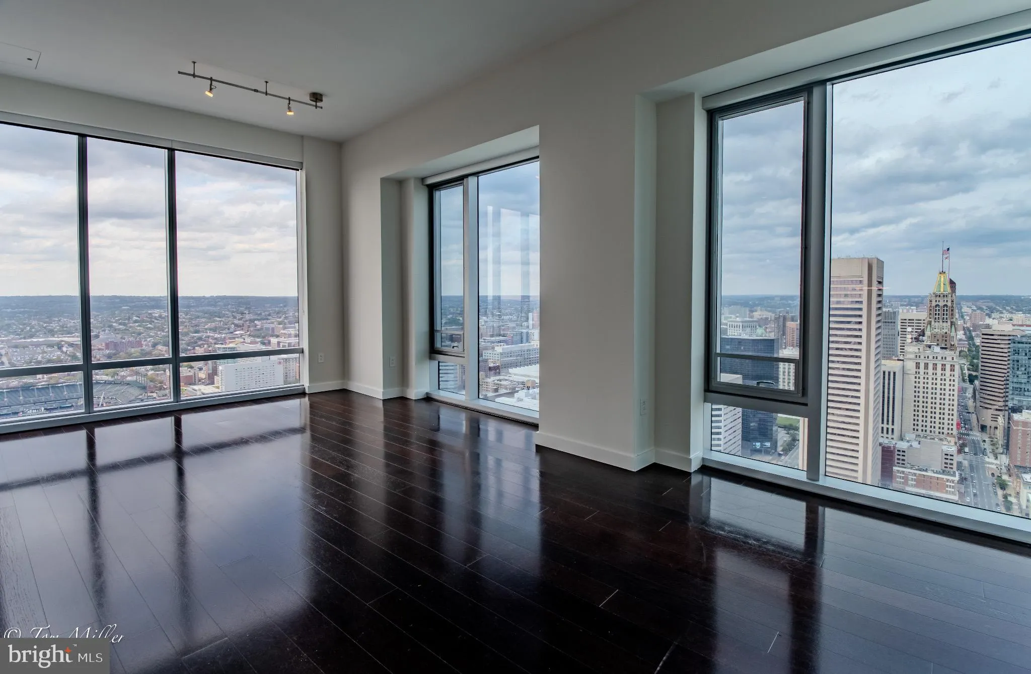 Baltimore, Maryland 21202, United States, 2 Bedrooms Bedrooms, ,2 BathroomsBathrooms,Residential,Active,255008