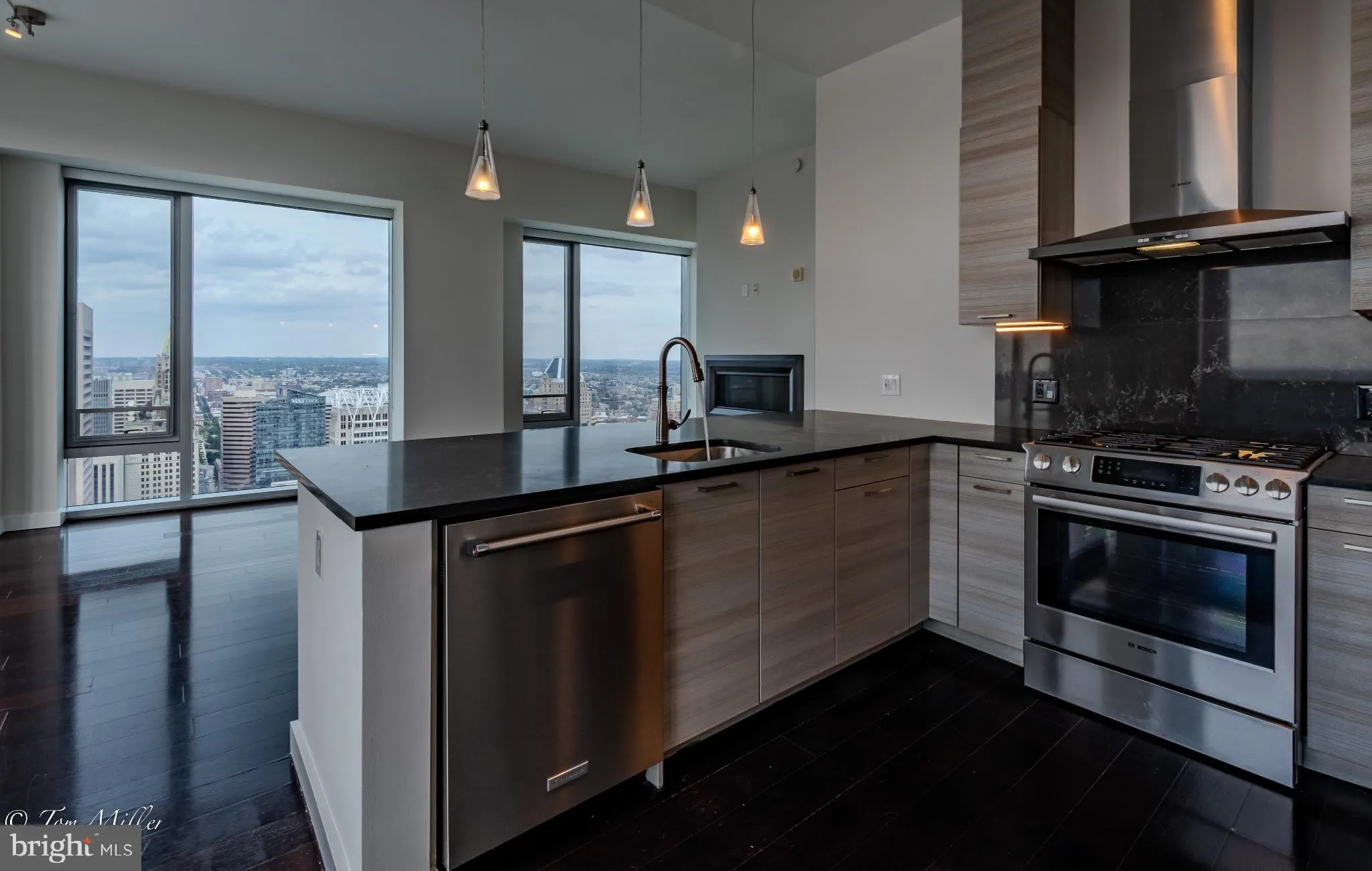 Baltimore, Maryland 21202, United States, 2 Bedrooms Bedrooms, ,2 BathroomsBathrooms,Residential,Active,255008