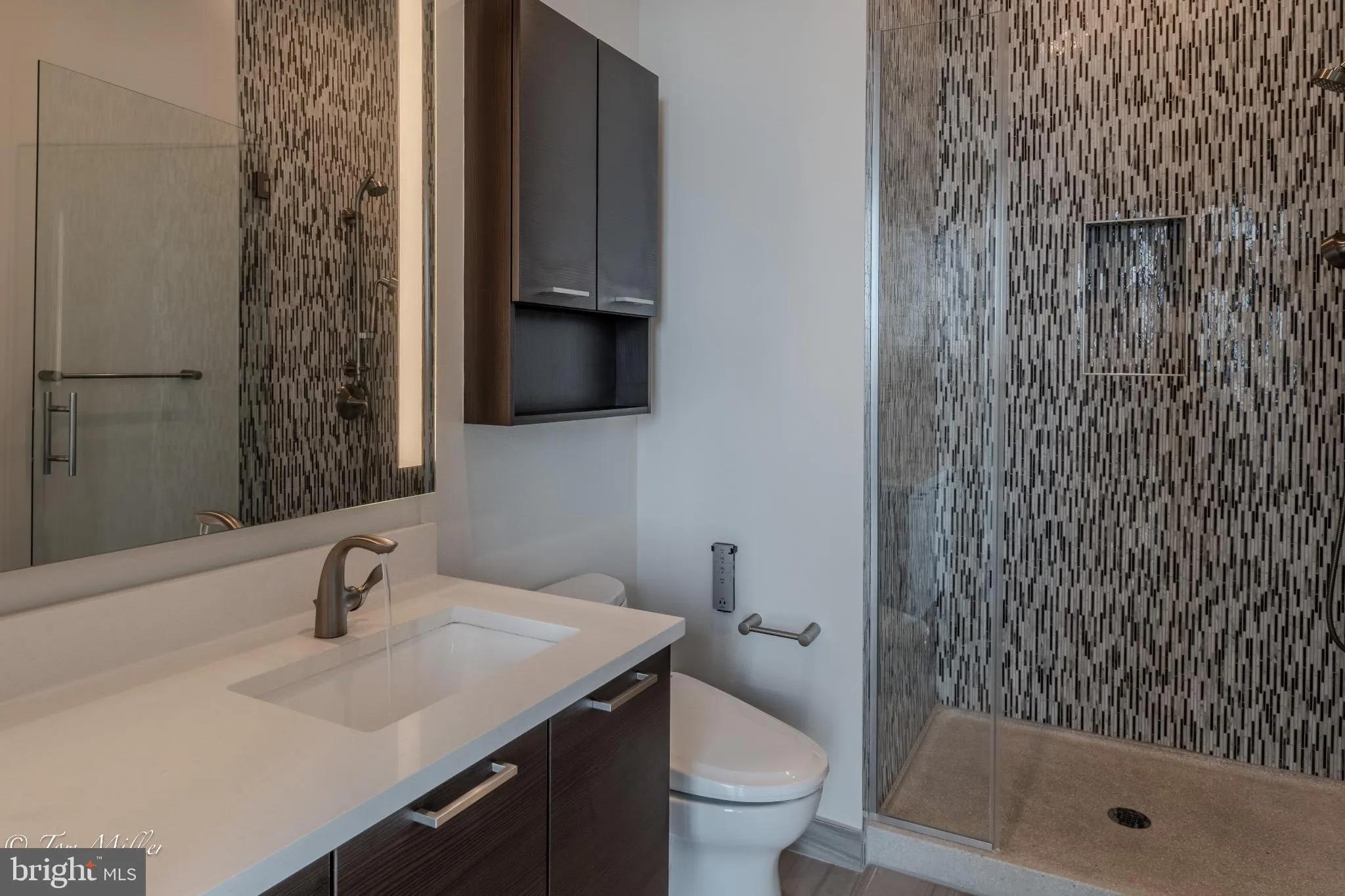 Baltimore, Maryland 21202, United States, 2 Bedrooms Bedrooms, ,2 BathroomsBathrooms,Residential,Active,255008