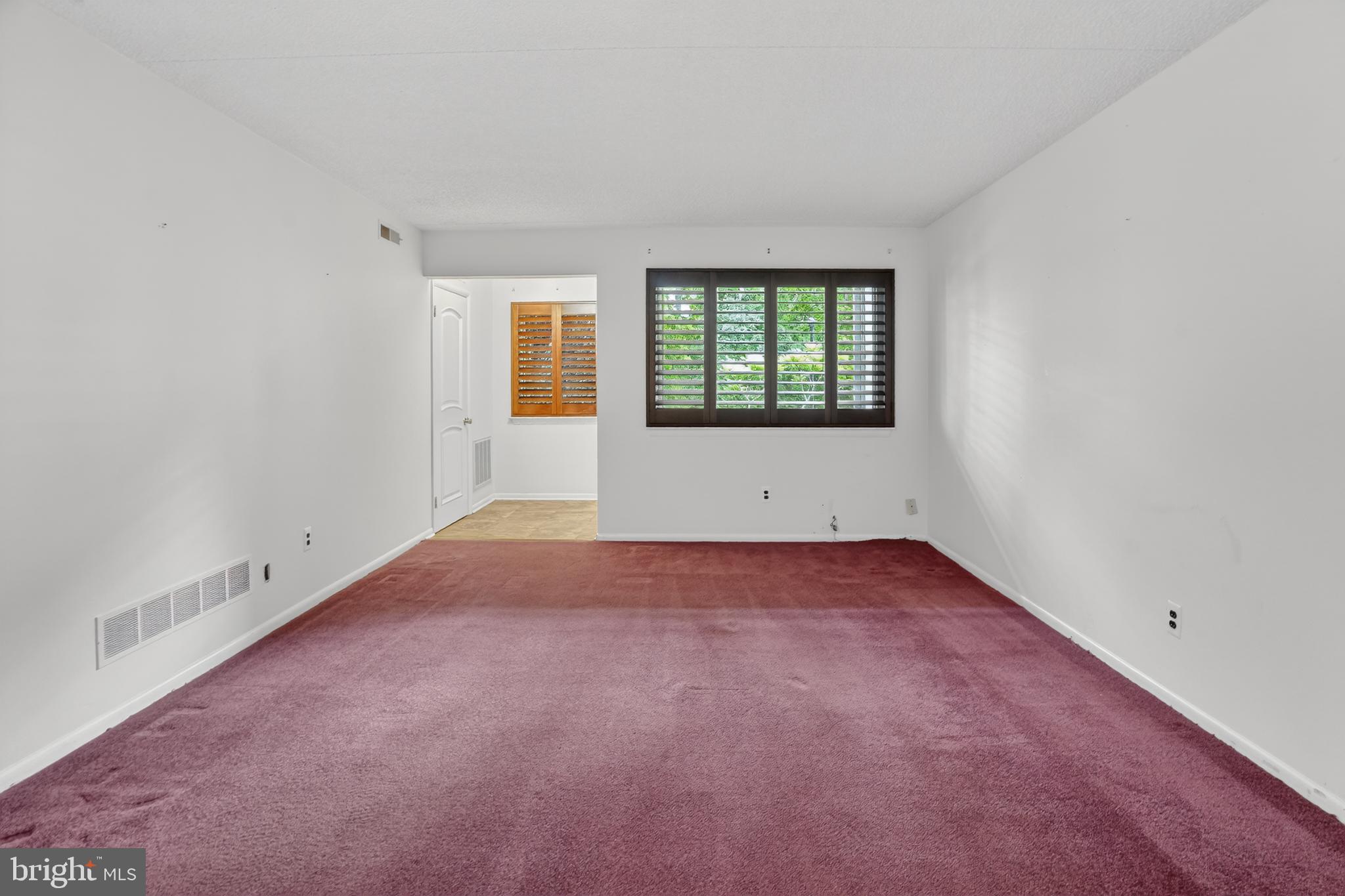 364 SUMMIT HOUSE 364
