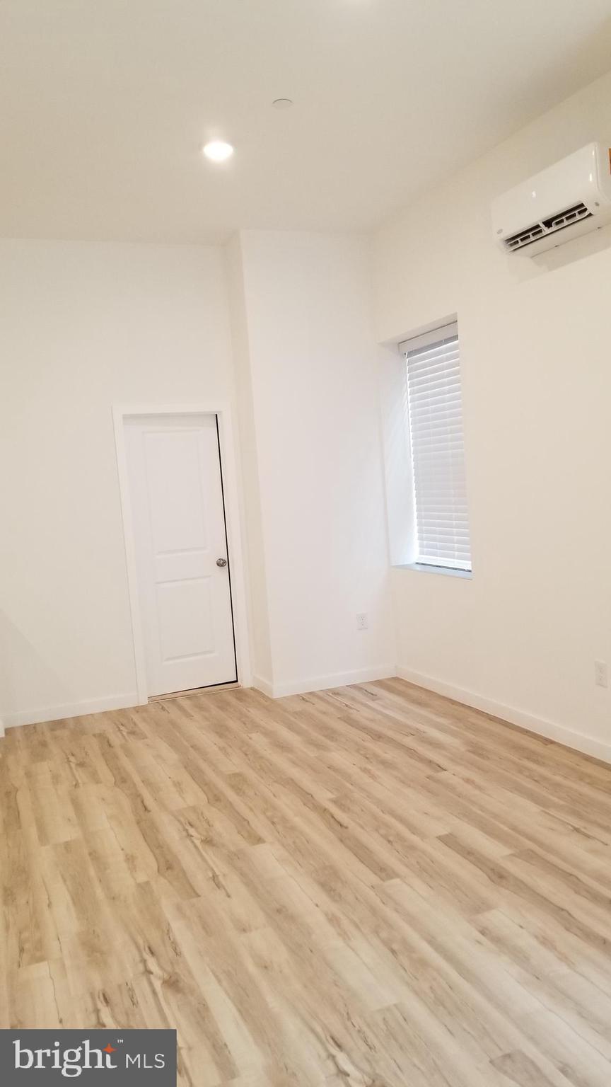 RITTENHOUSE SQUARE - Residential Lease