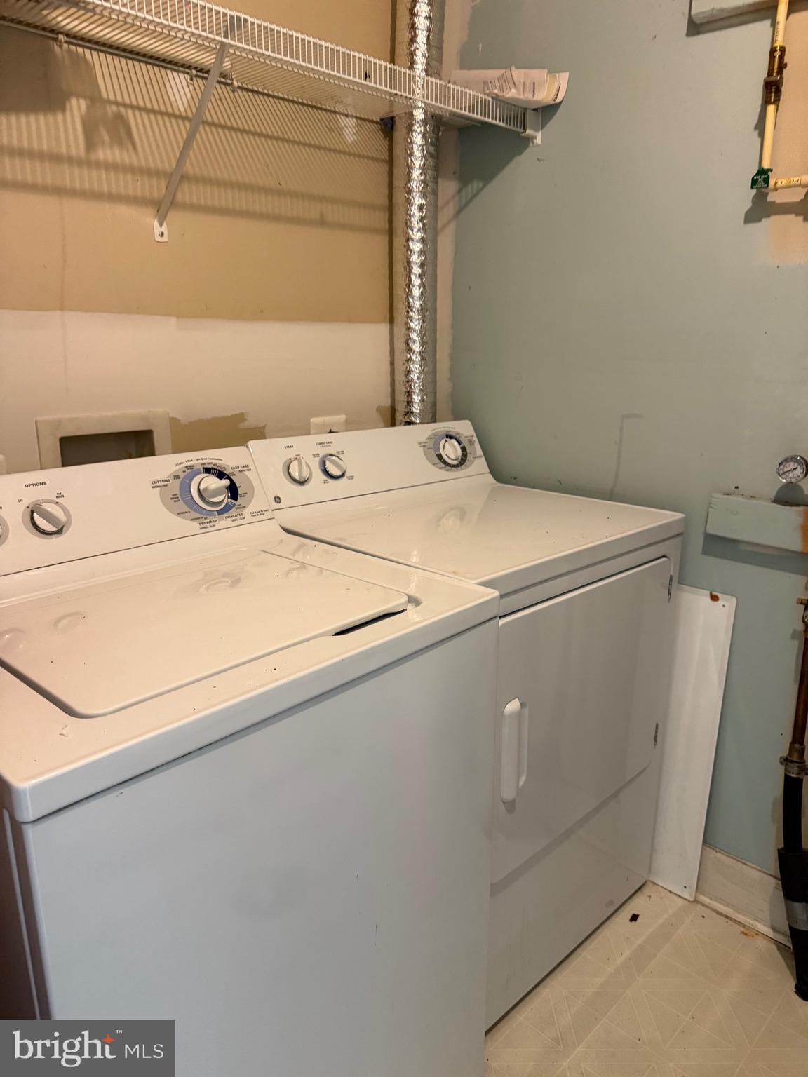 COPPERMINE CROSSING - Residential Lease