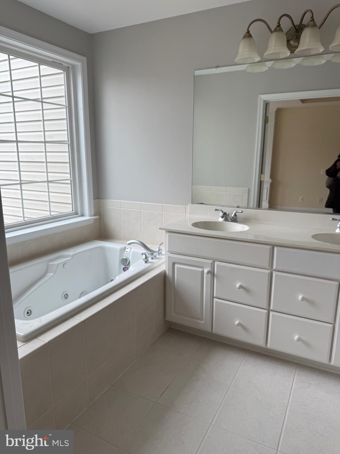 COPPERMINE CROSSING - Residential Lease