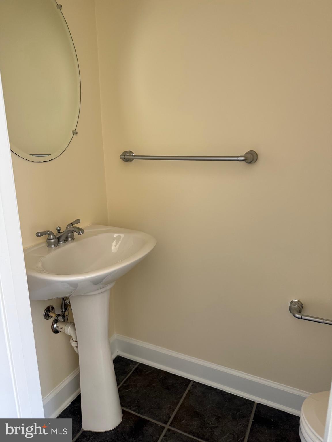 COPPERMINE CROSSING - Residential Lease