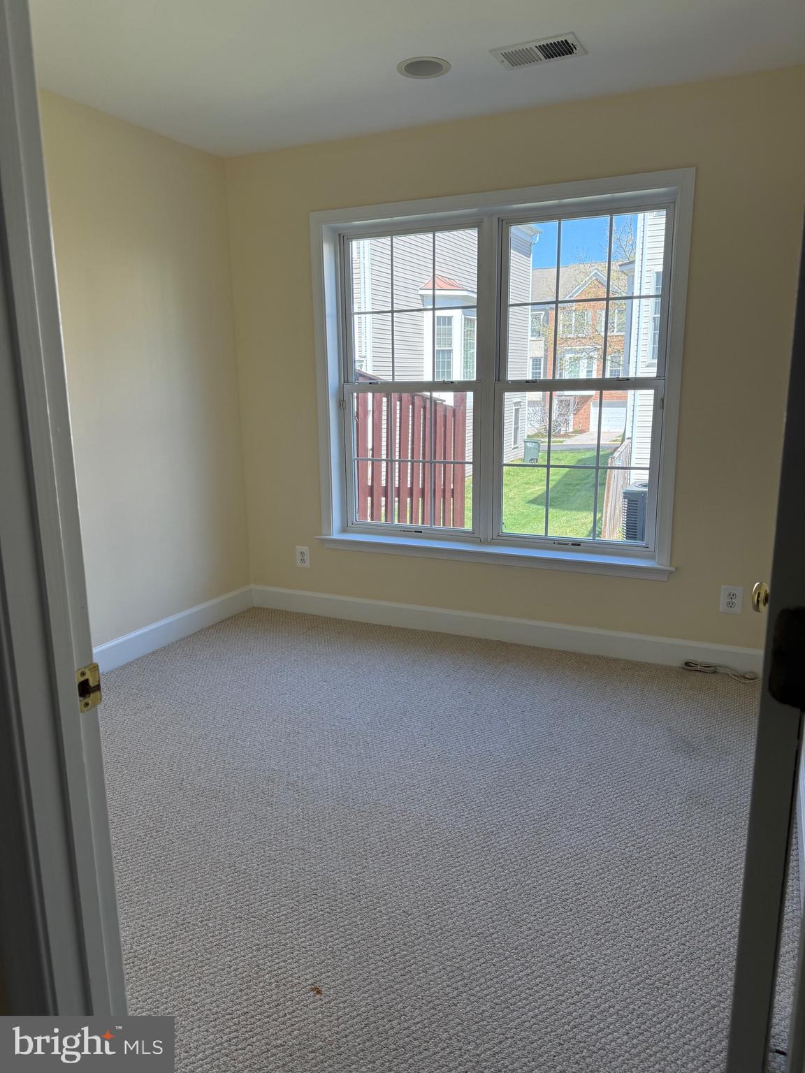 COPPERMINE CROSSING - Residential Lease