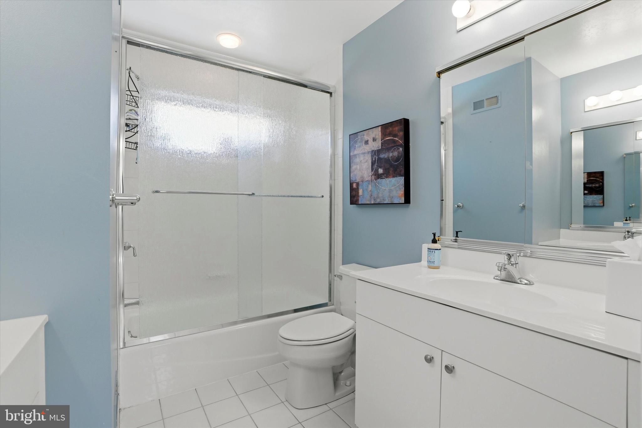 ARBOUR HILL - Residential