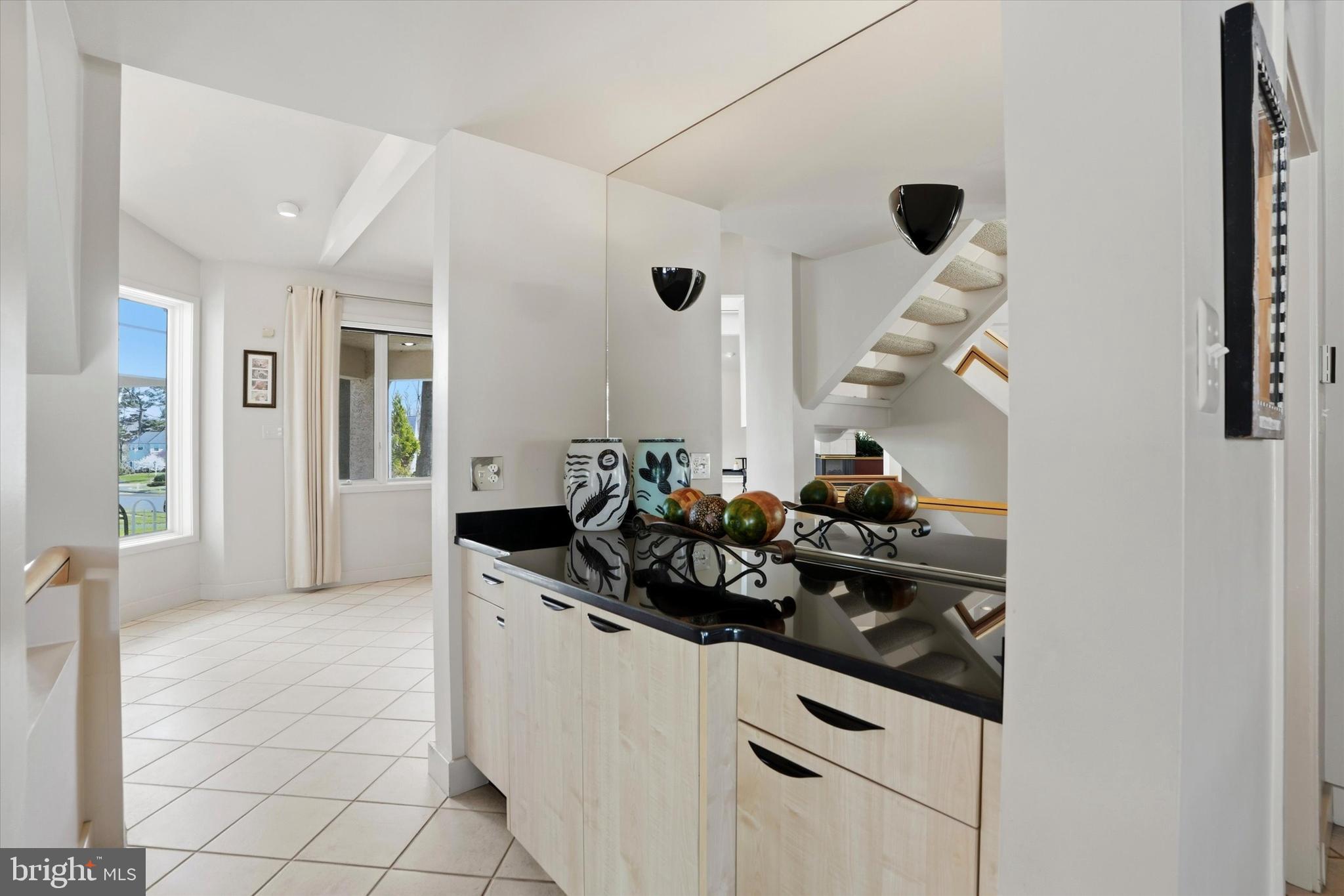 ARBOUR HILL - Residential