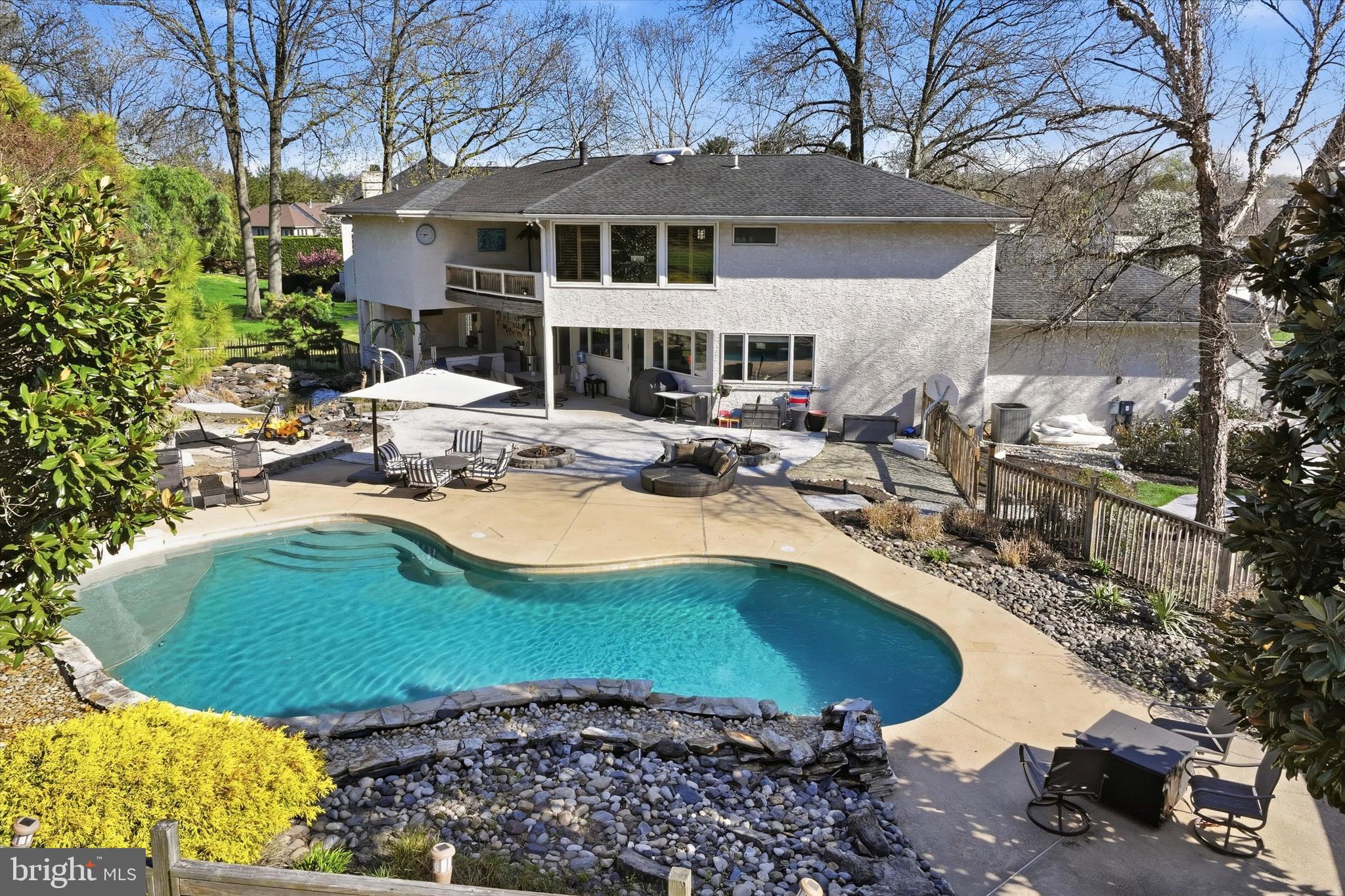 ARBOUR HILL - Residential