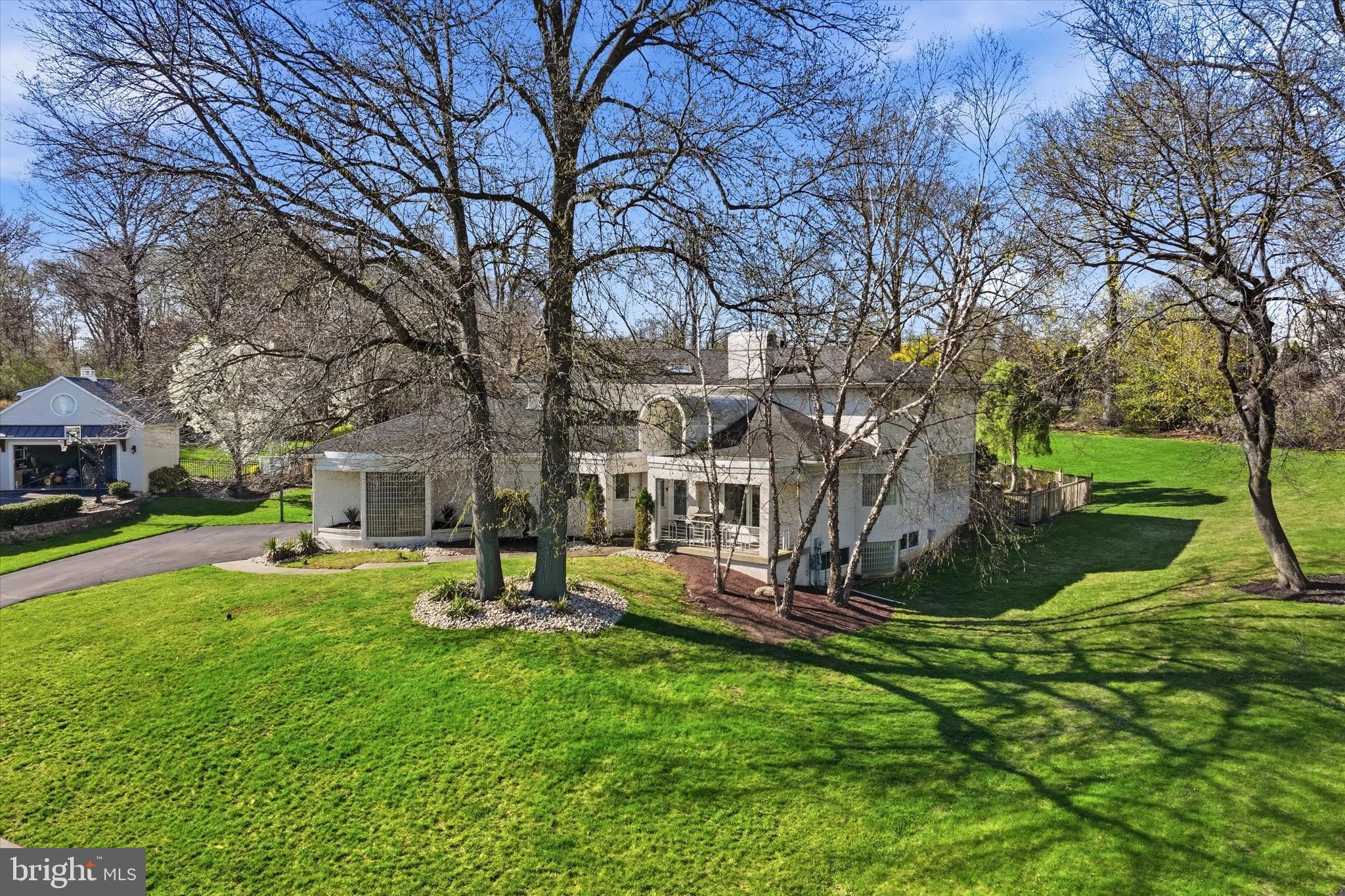 ARBOUR HILL - Residential