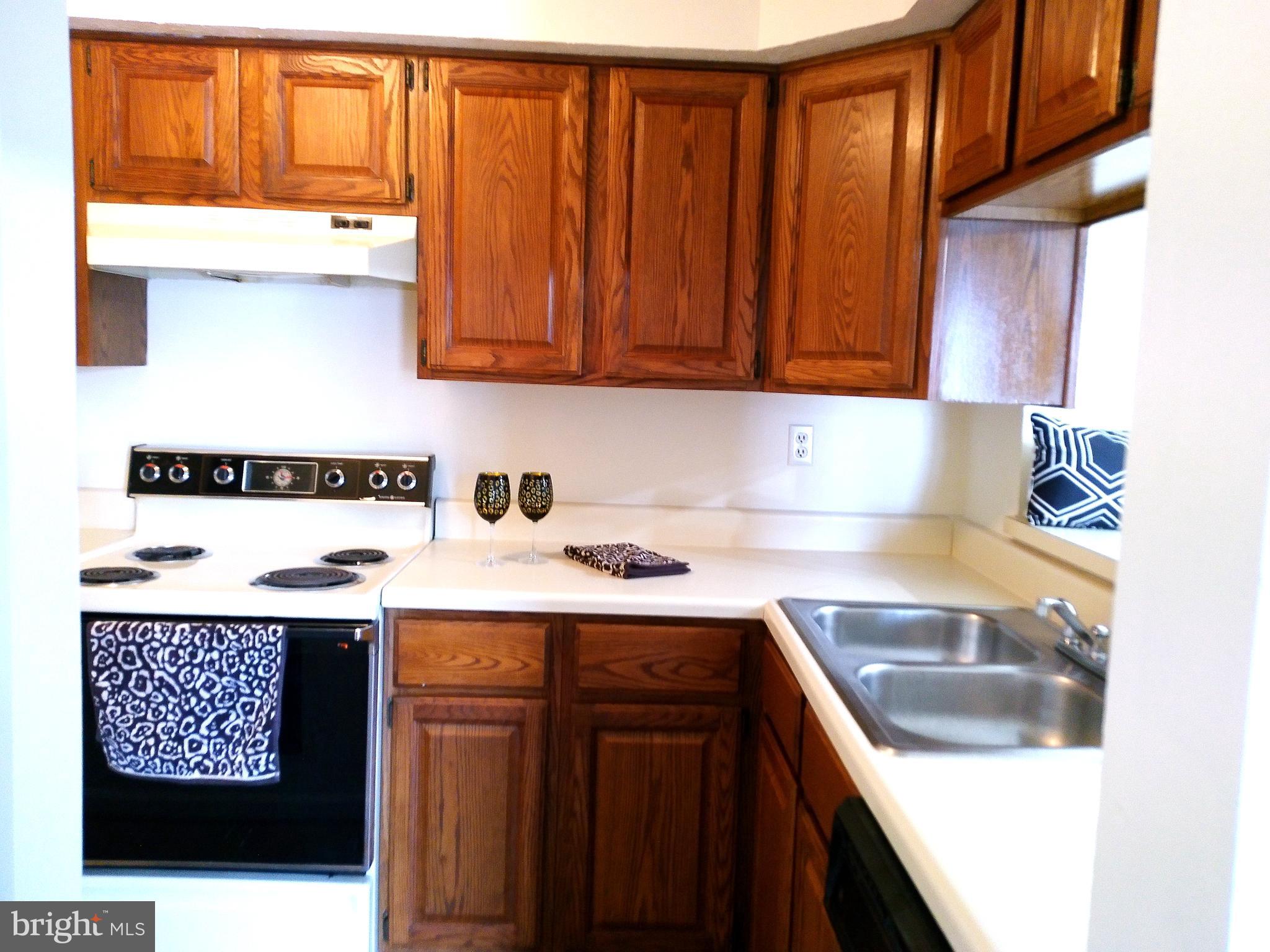 FREDERICKTOWNE VILLAGE - Residential