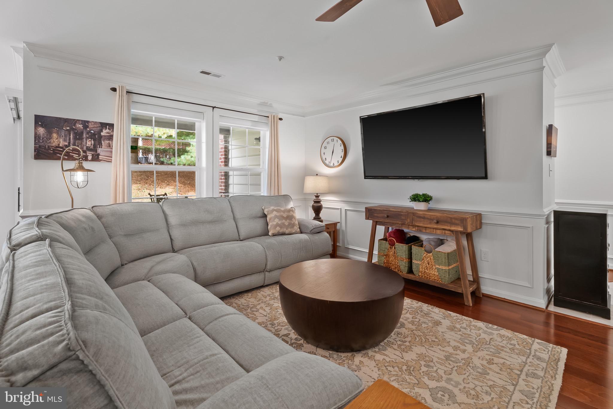 LAKETREE - Residential