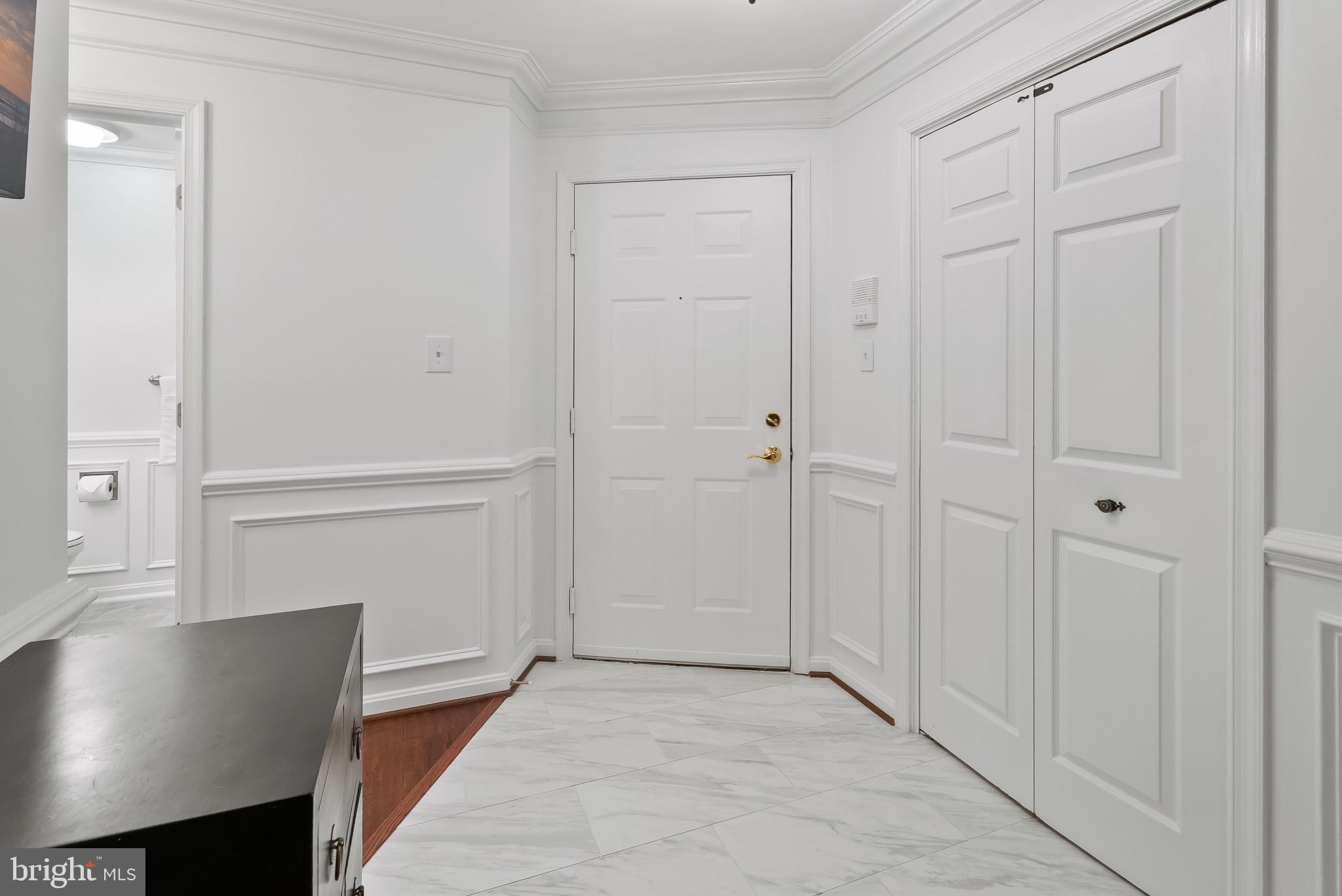 LAKETREE - Residential