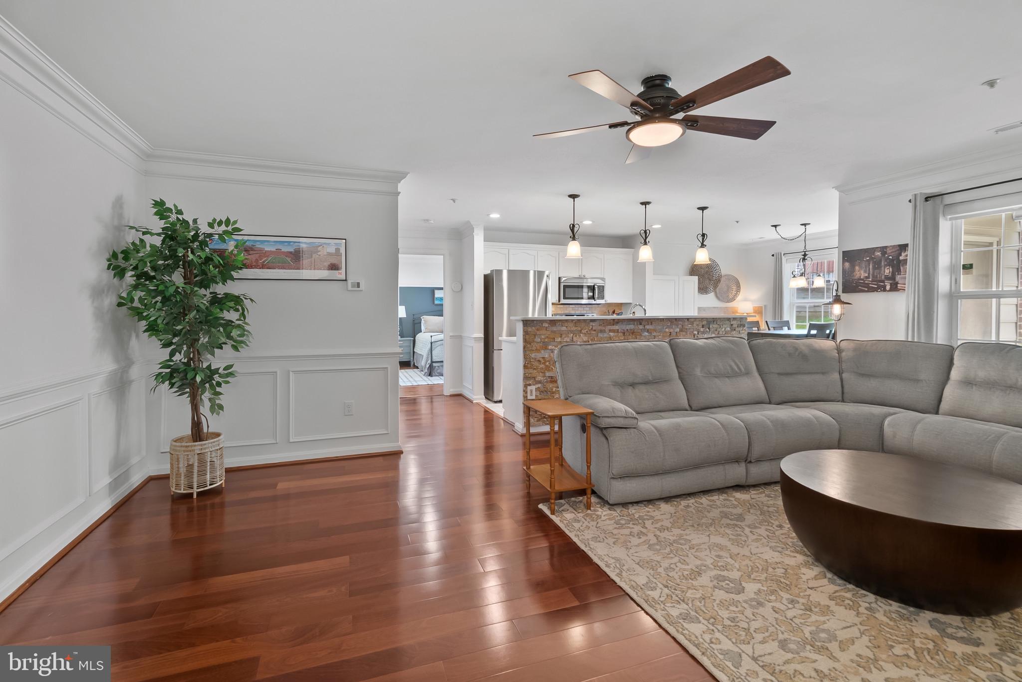 LAKETREE - Residential