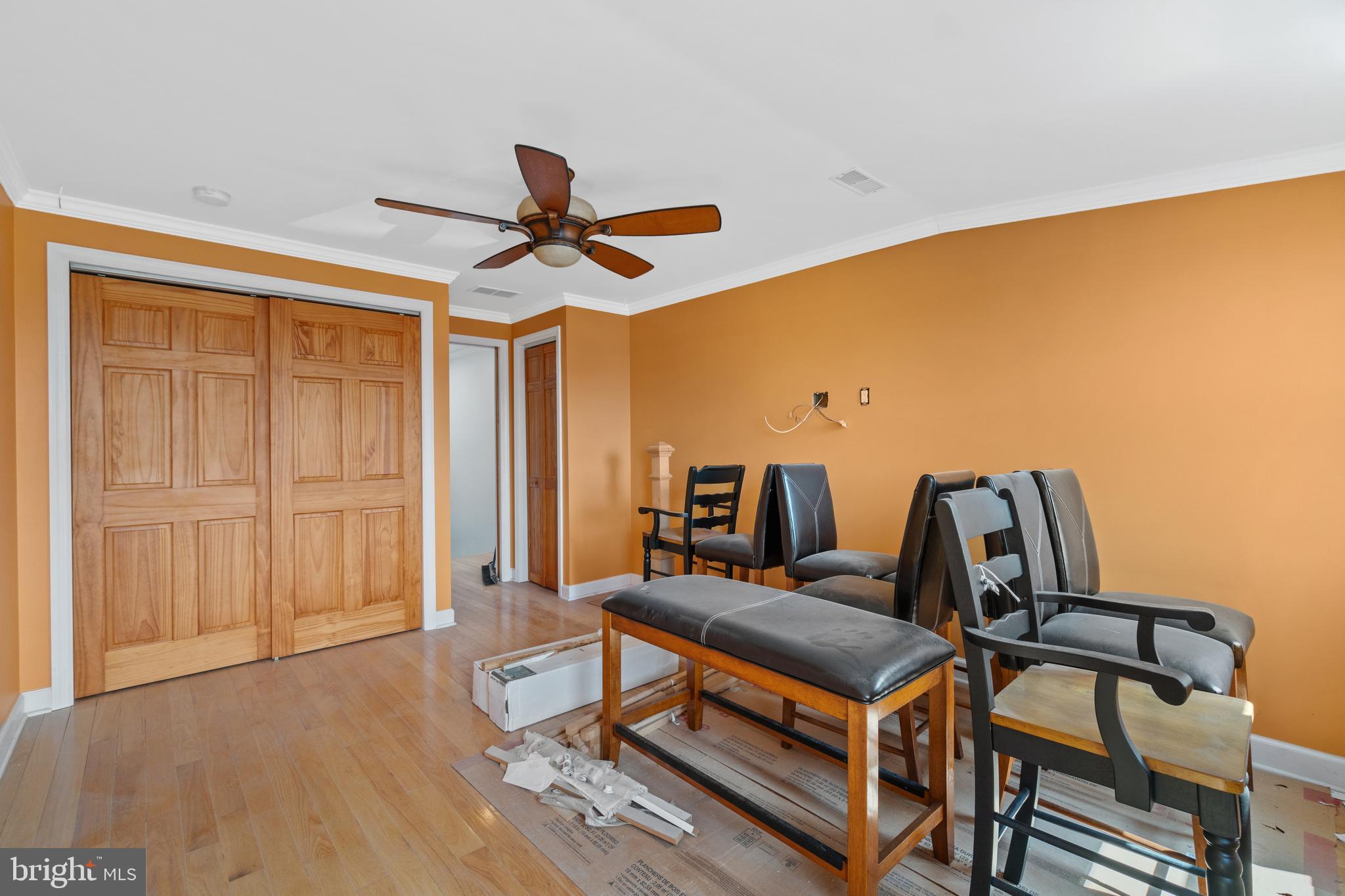 HIGHLANDTOWN - Residential