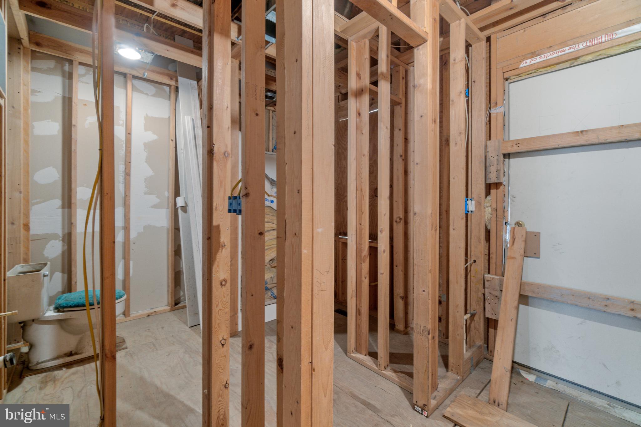 HIGHLANDTOWN - Residential