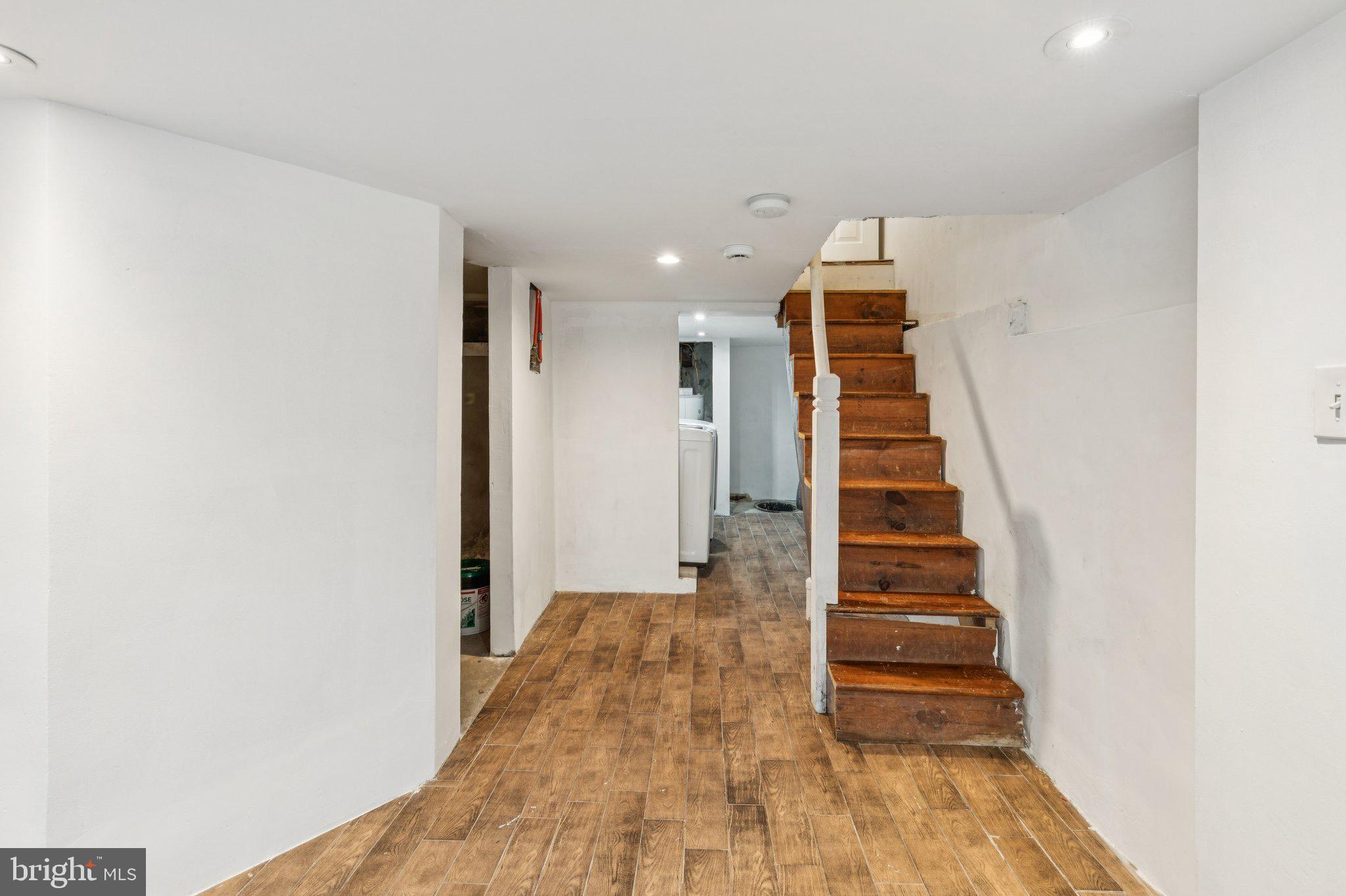 OLDE KENSINGTON - Residential