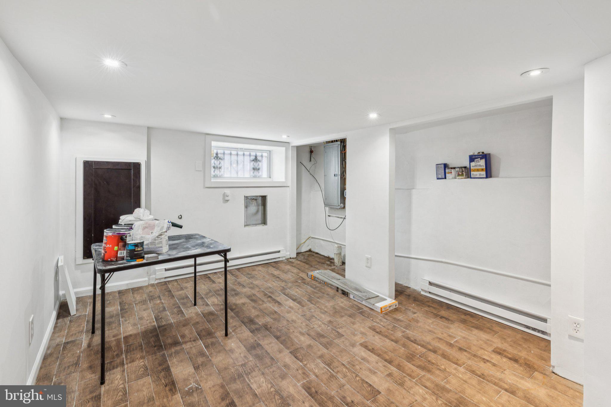 OLDE KENSINGTON - Residential