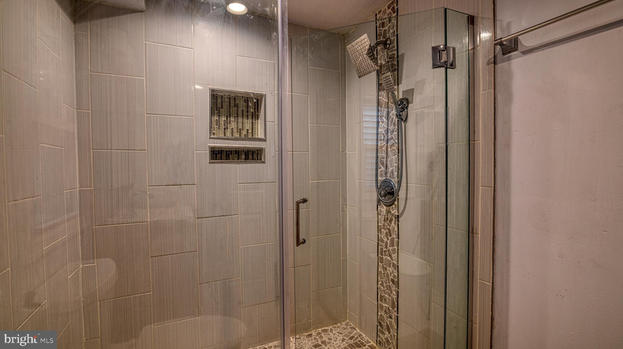 NORTHERN LIBERTIES - Residential Lease