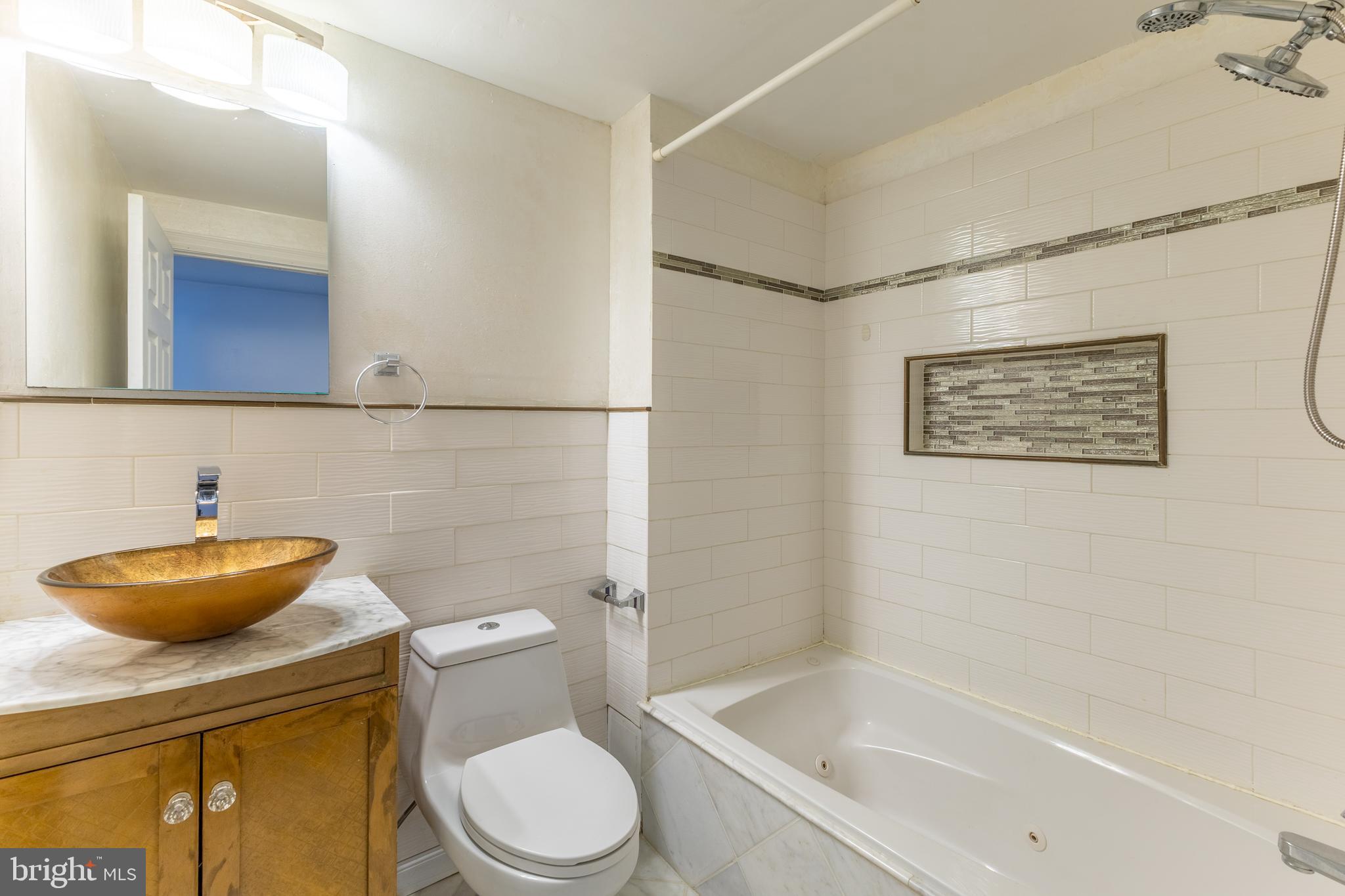 NORTHERN LIBERTIES - Residential Lease