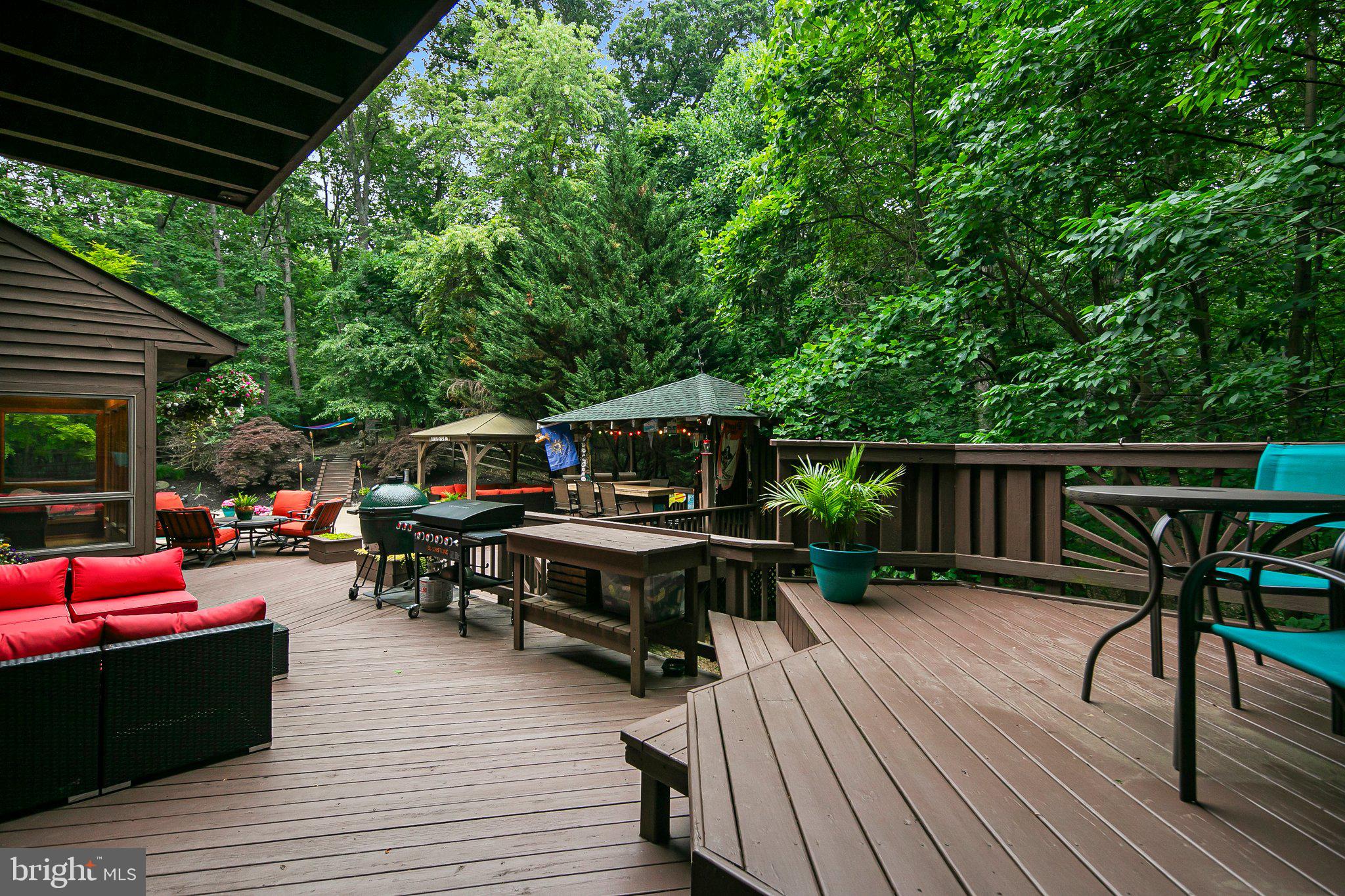 POULSEN HEIGHTS - Residential