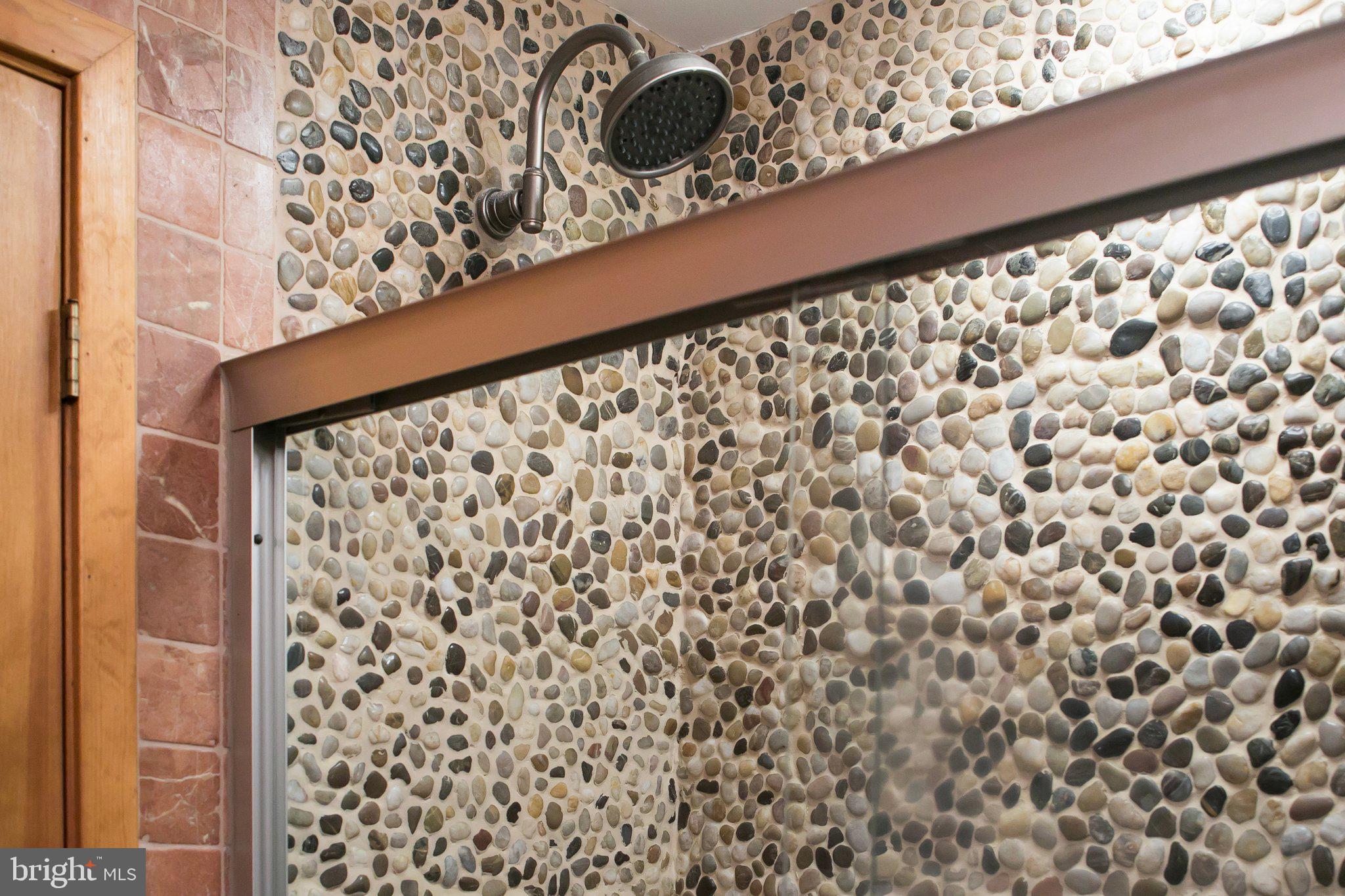 POULSEN HEIGHTS - Residential