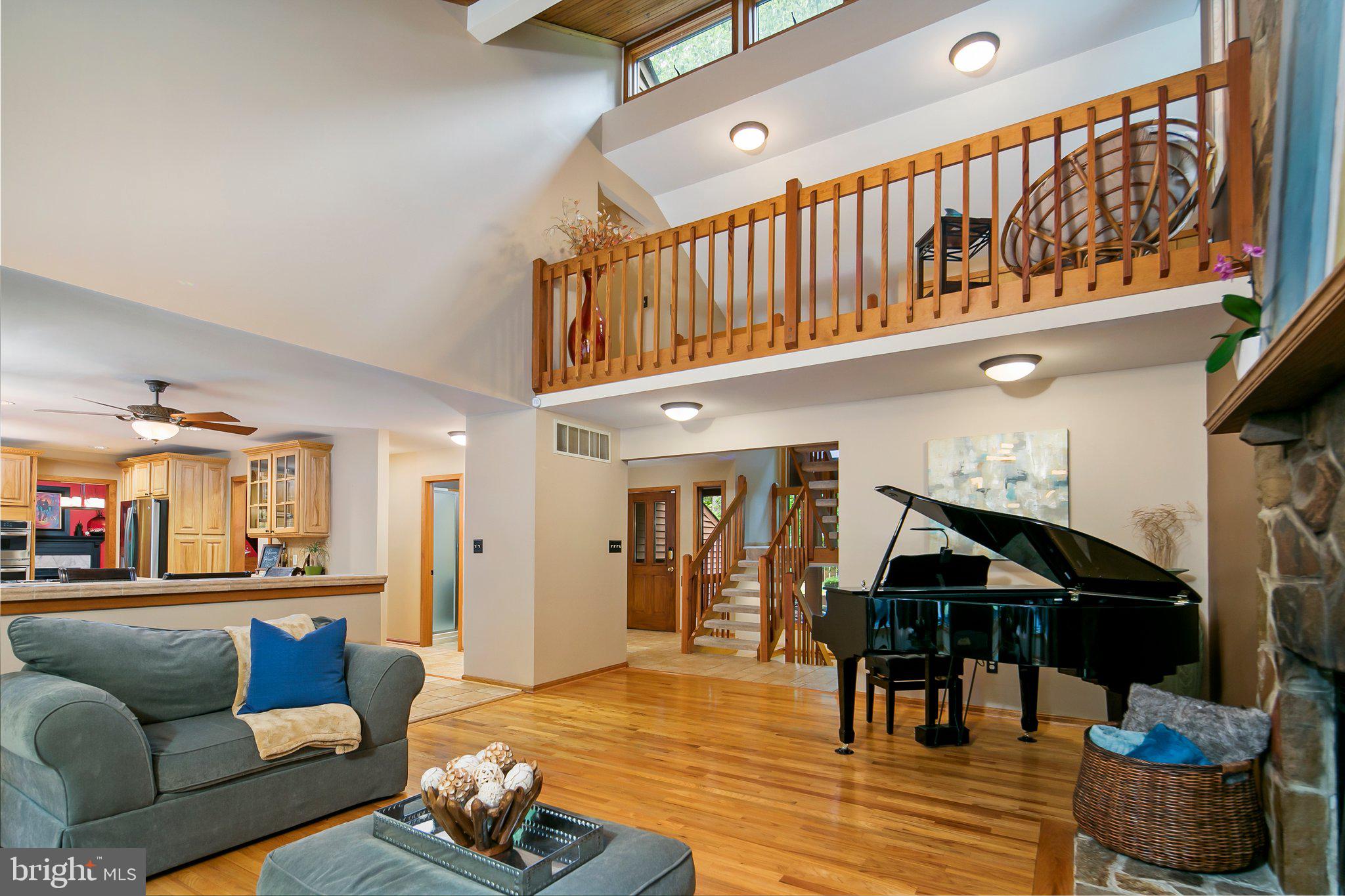 POULSEN HEIGHTS - Residential