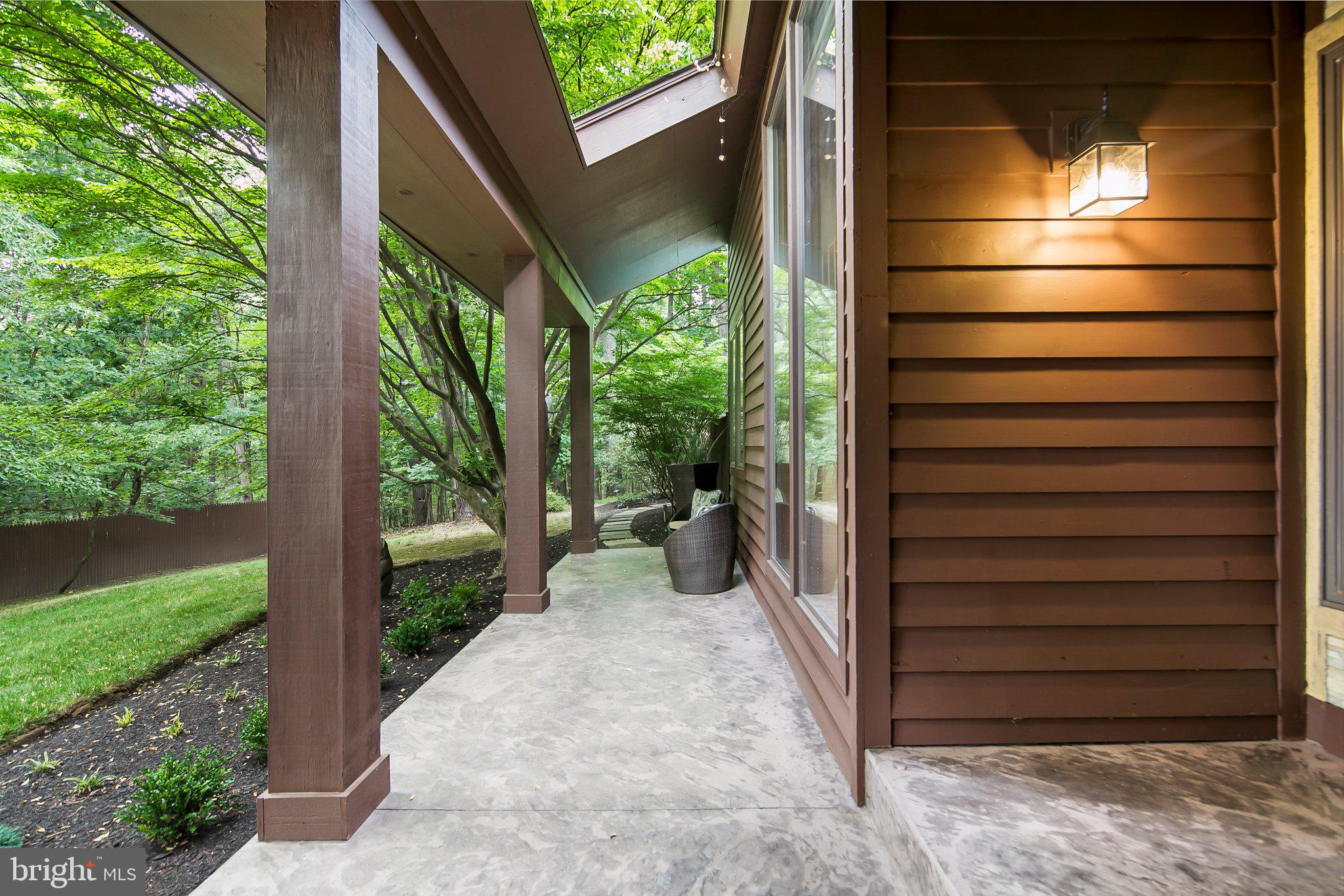 POULSEN HEIGHTS - Residential