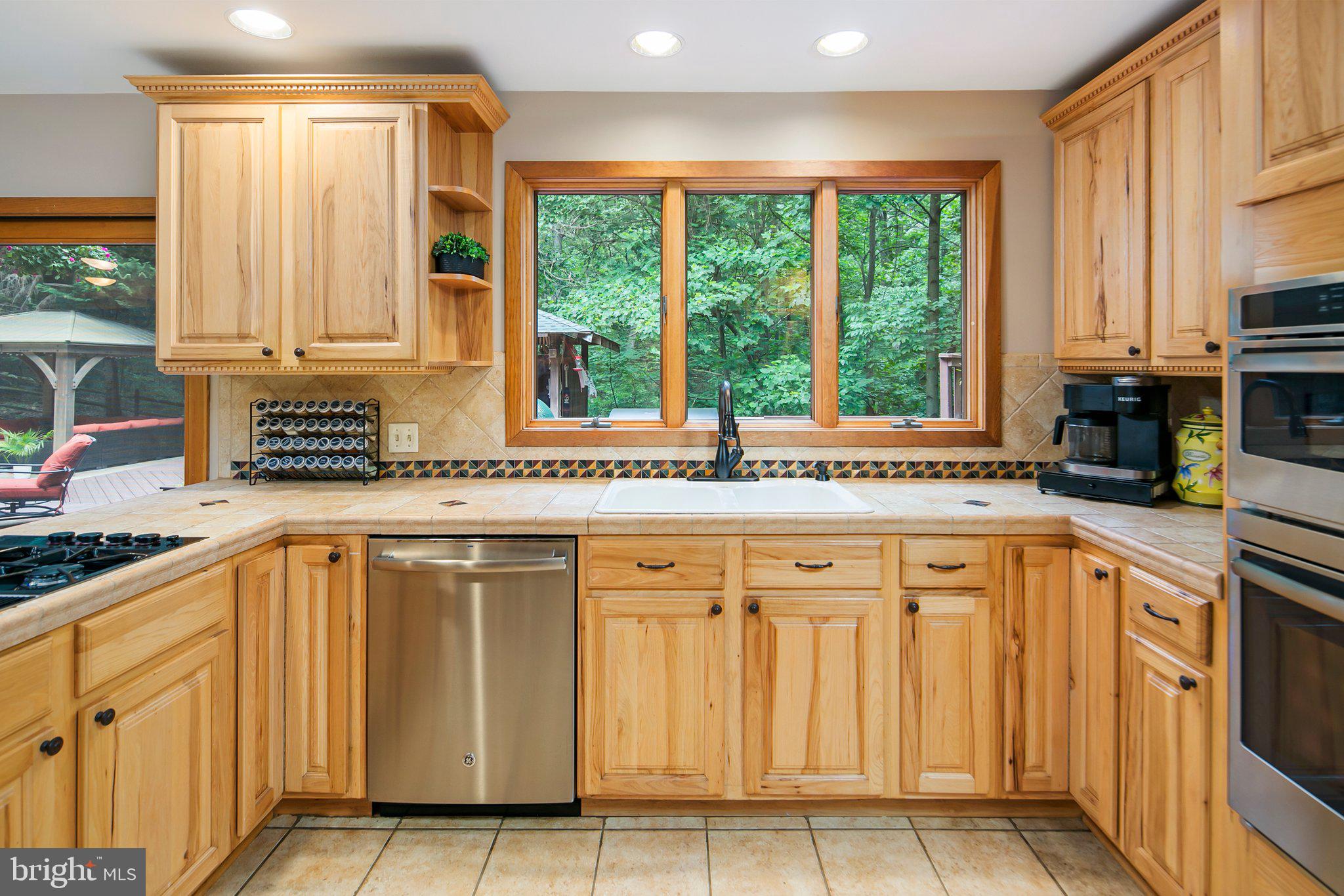 POULSEN HEIGHTS - Residential