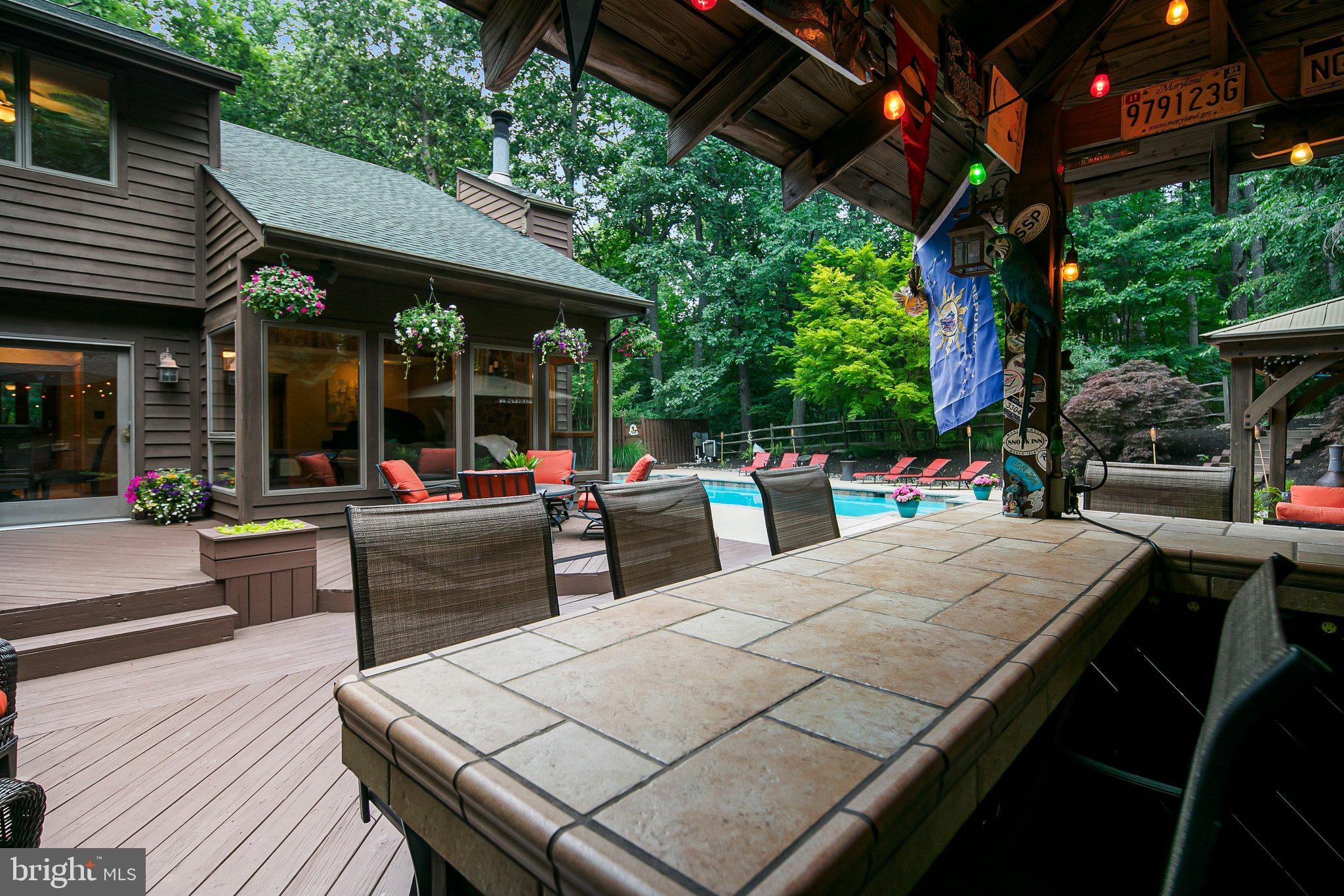 POULSEN HEIGHTS - Residential