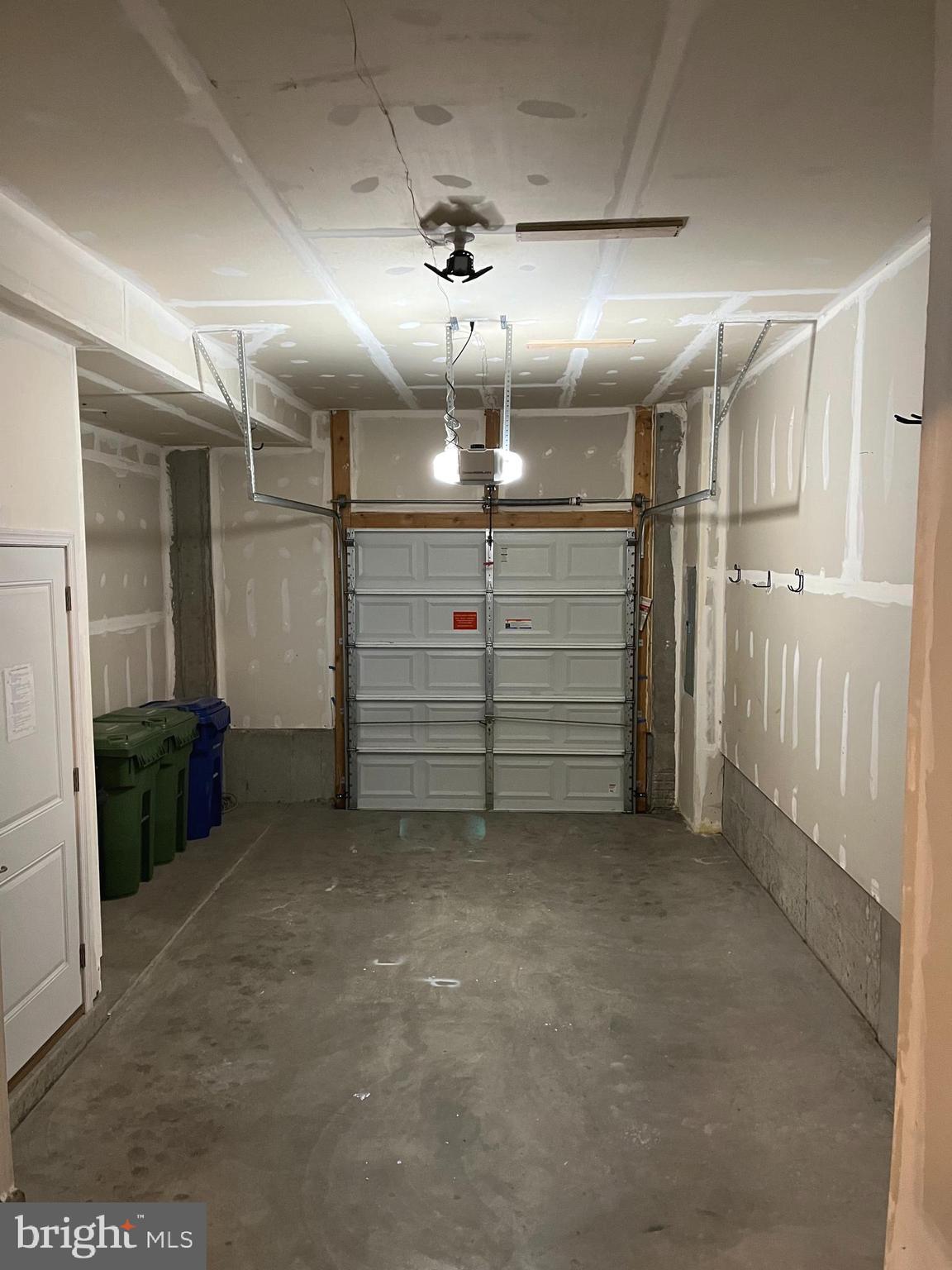 CANTON - Residential Lease