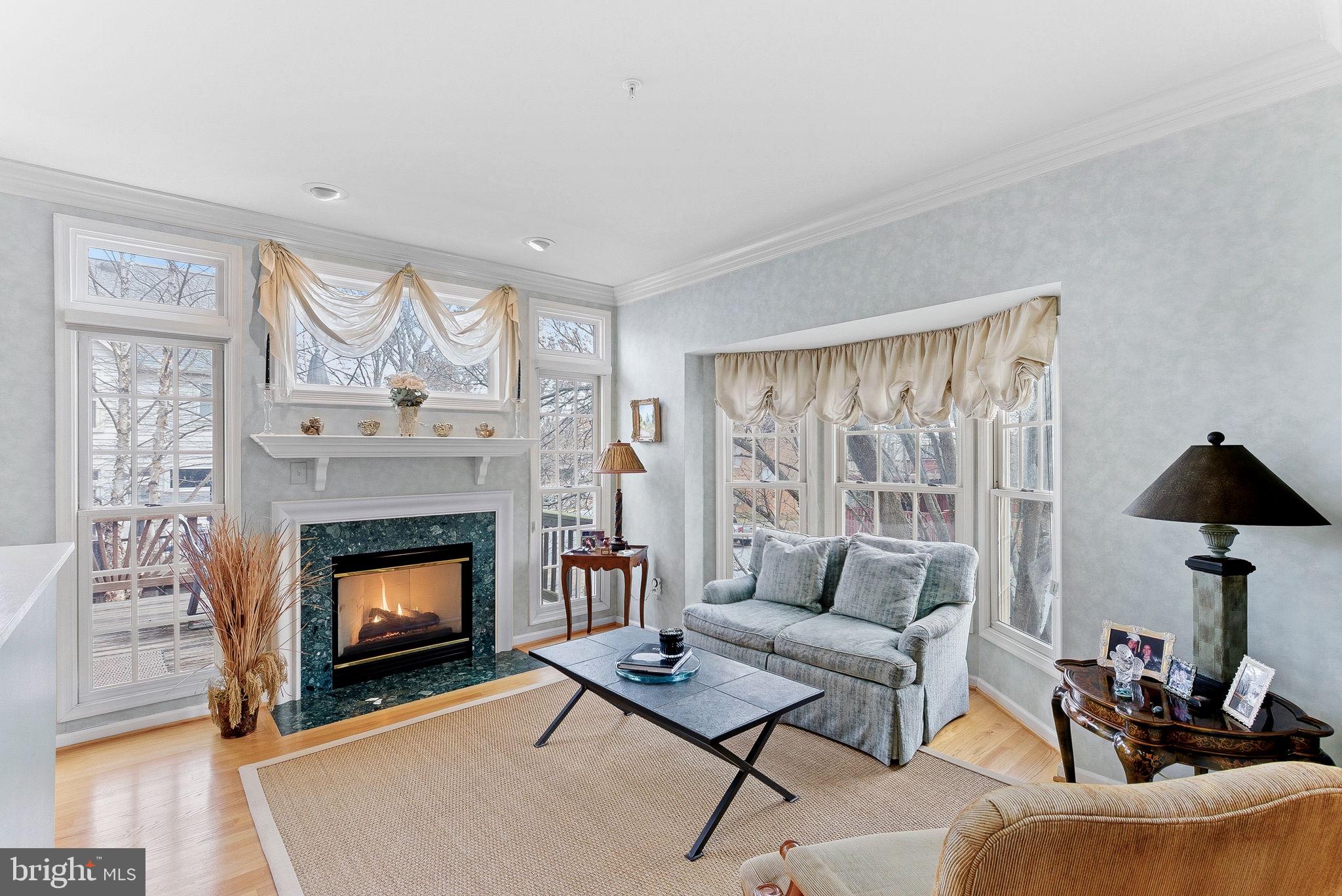 AMBERWOOD - Residential