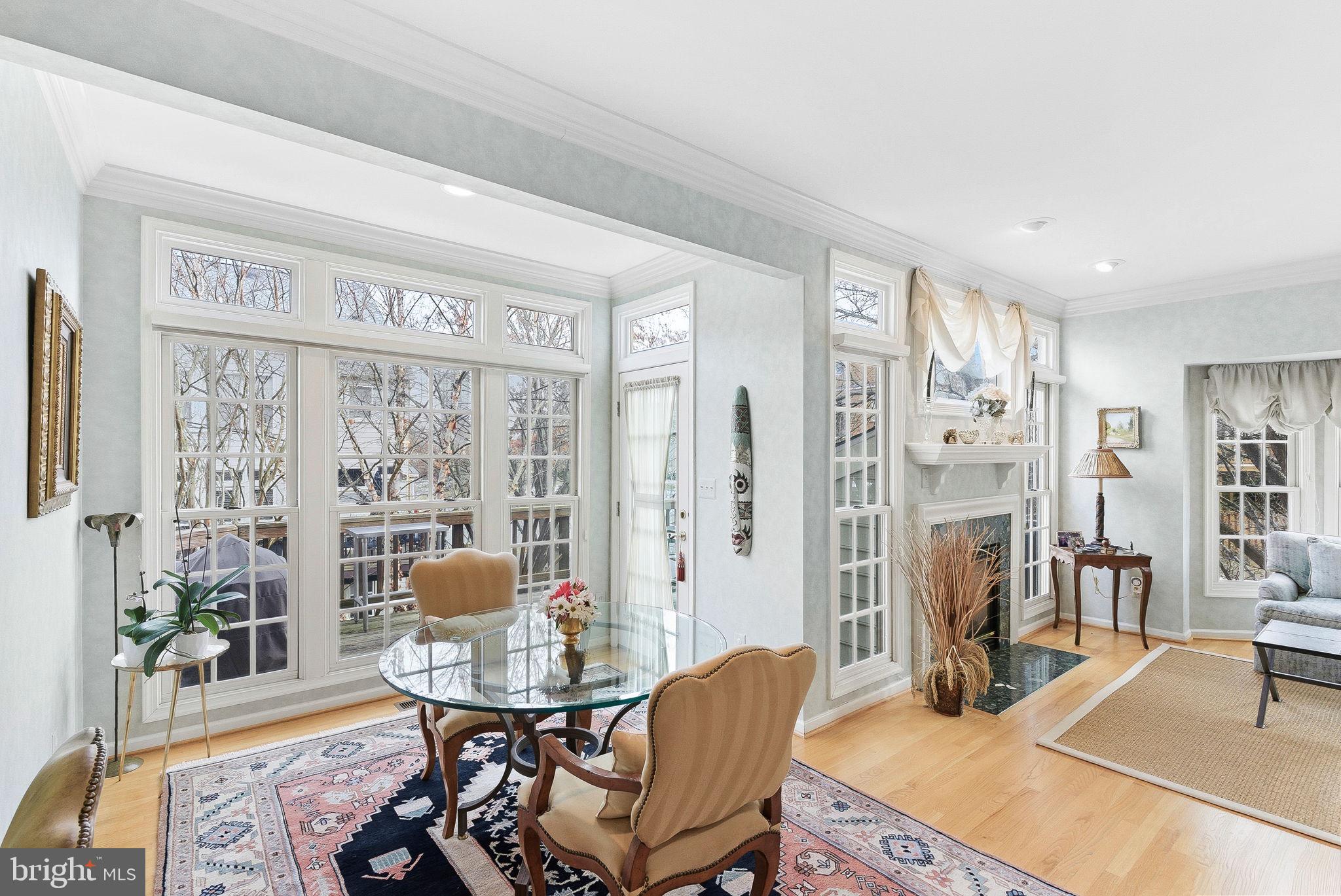 AMBERWOOD - Residential