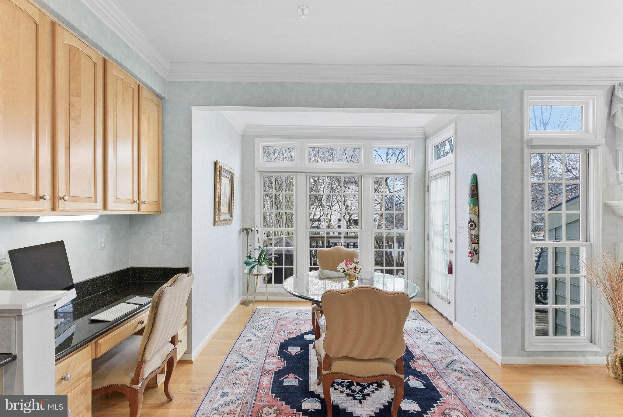 AMBERWOOD - Residential