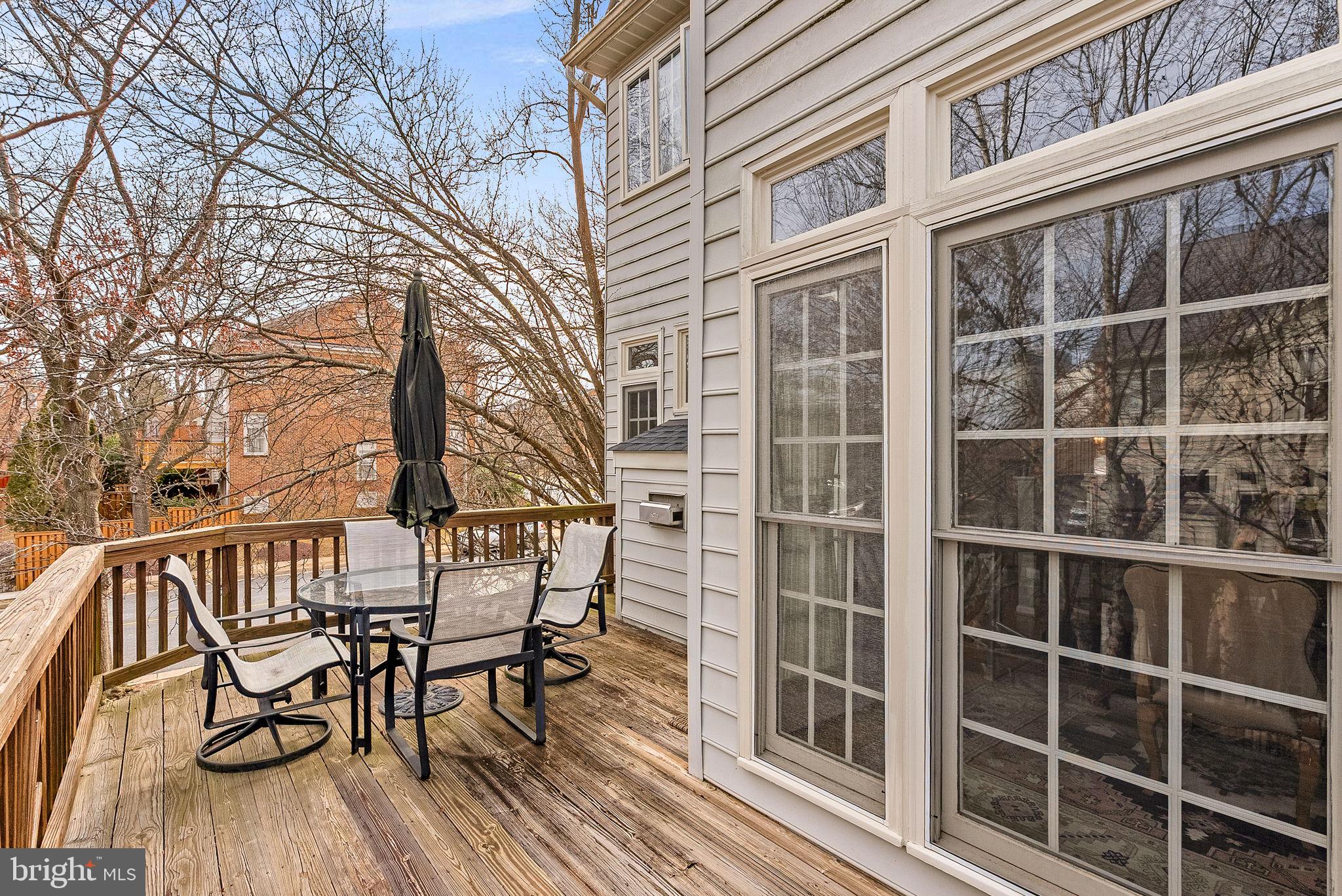 AMBERWOOD - Residential