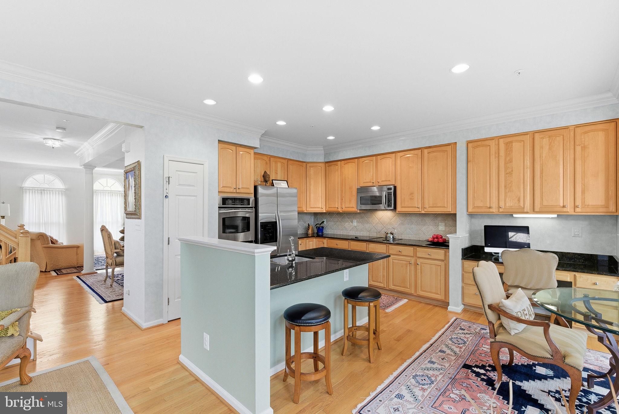 AMBERWOOD - Residential