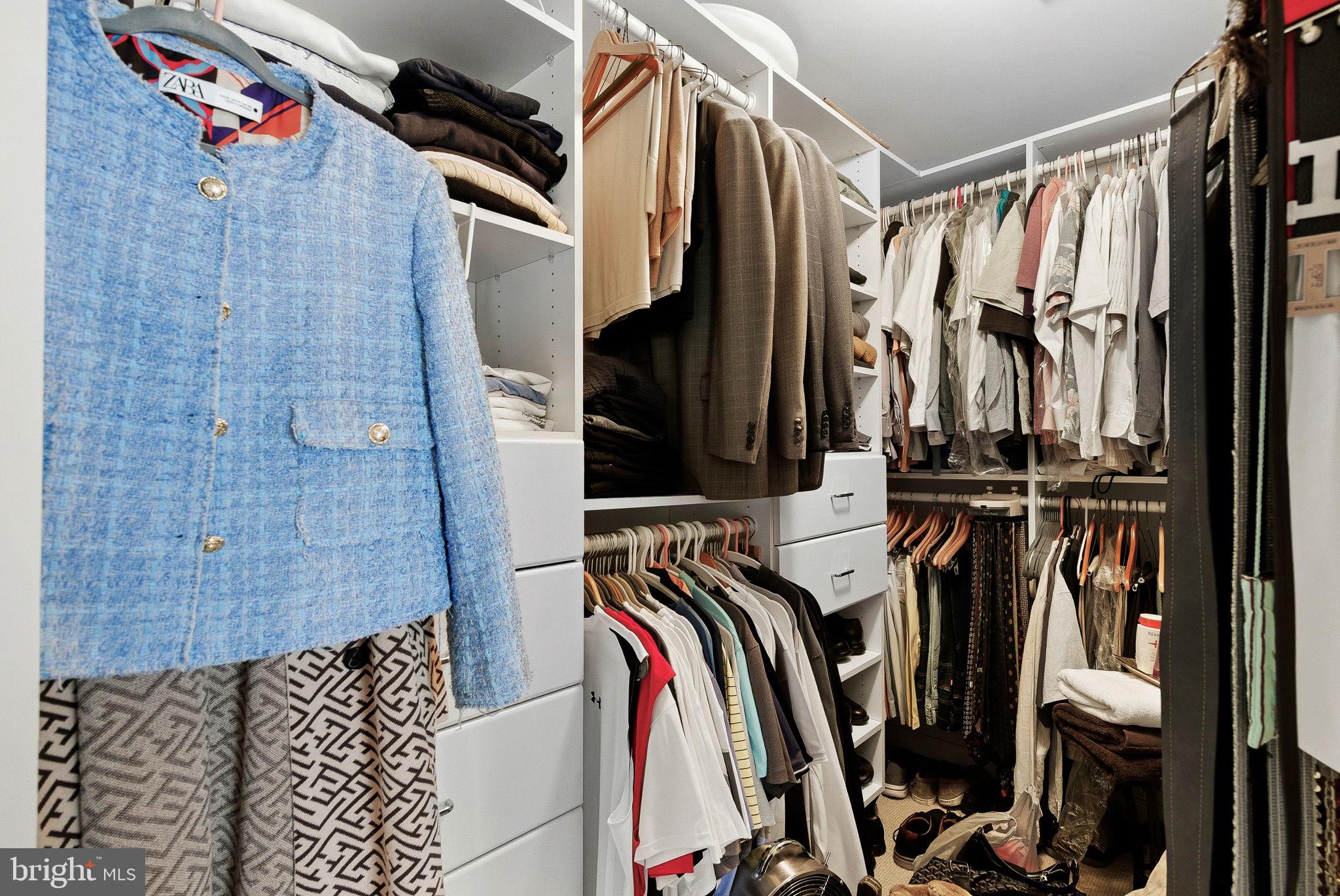 AMBERWOOD - Residential