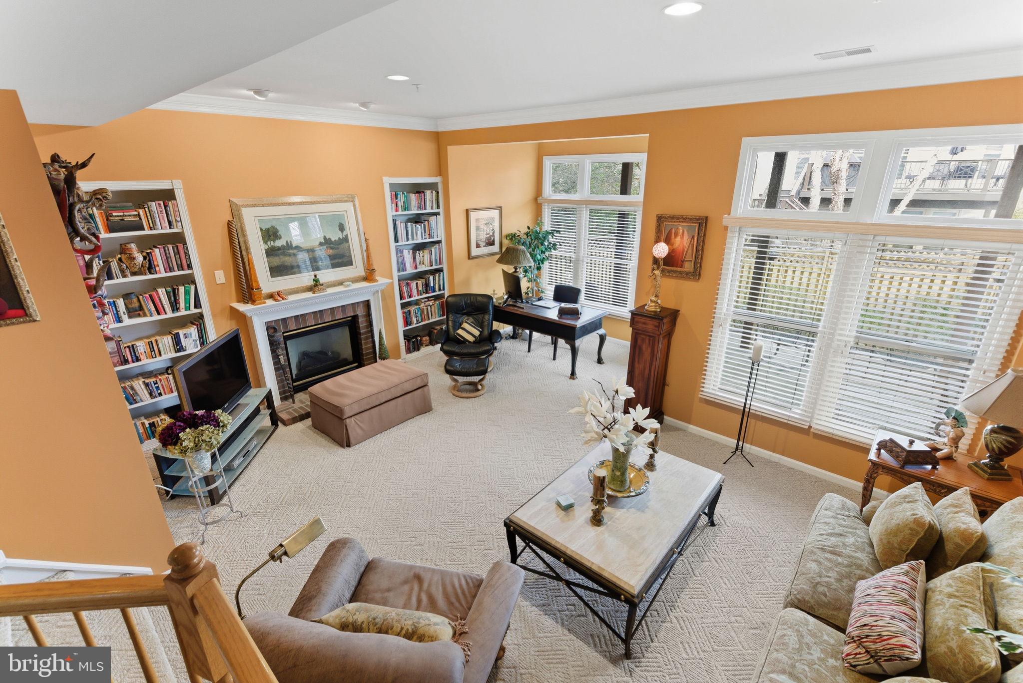 AMBERWOOD - Residential