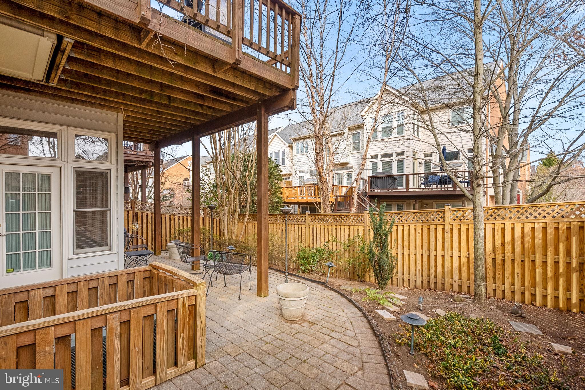 AMBERWOOD - Residential