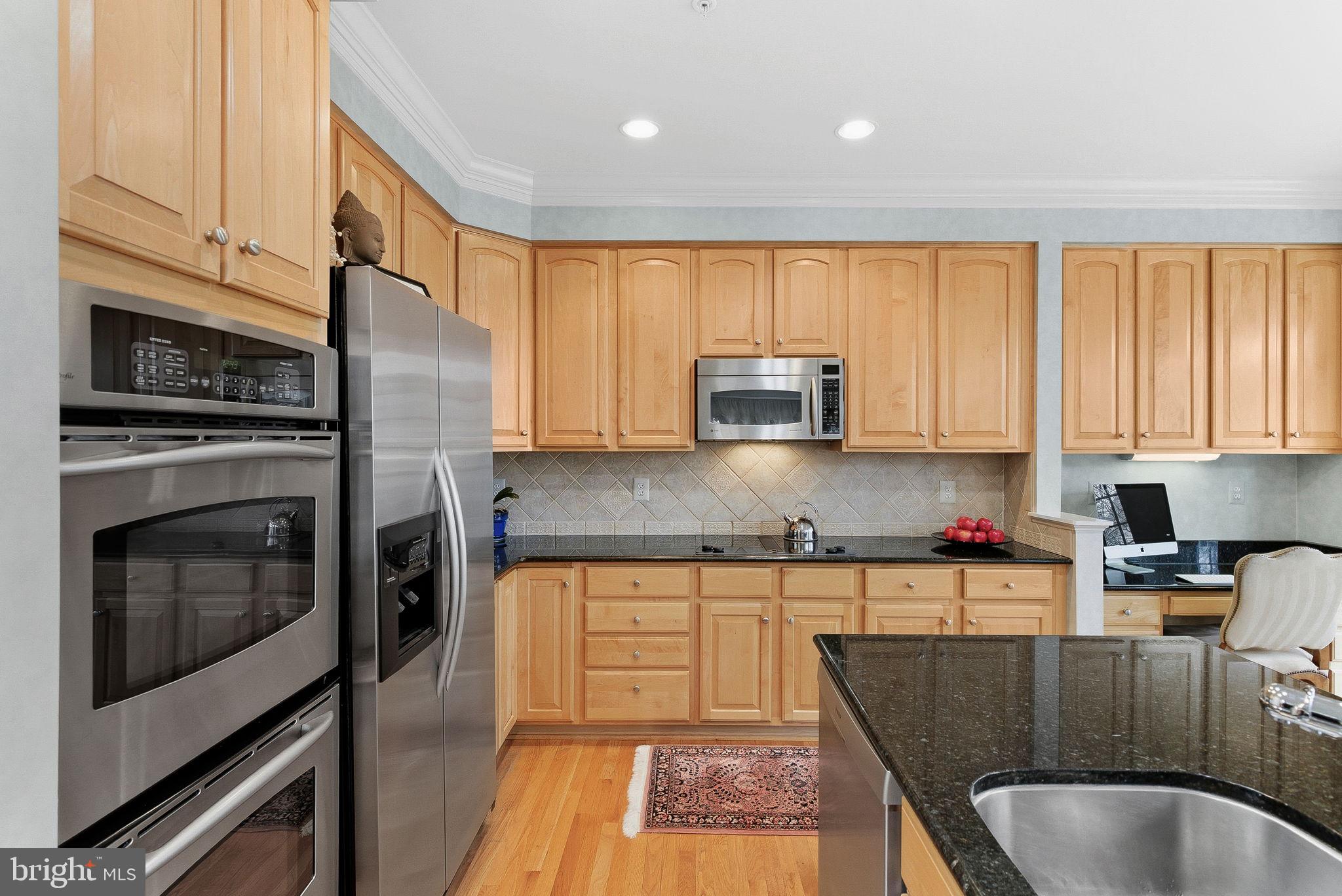 AMBERWOOD - Residential