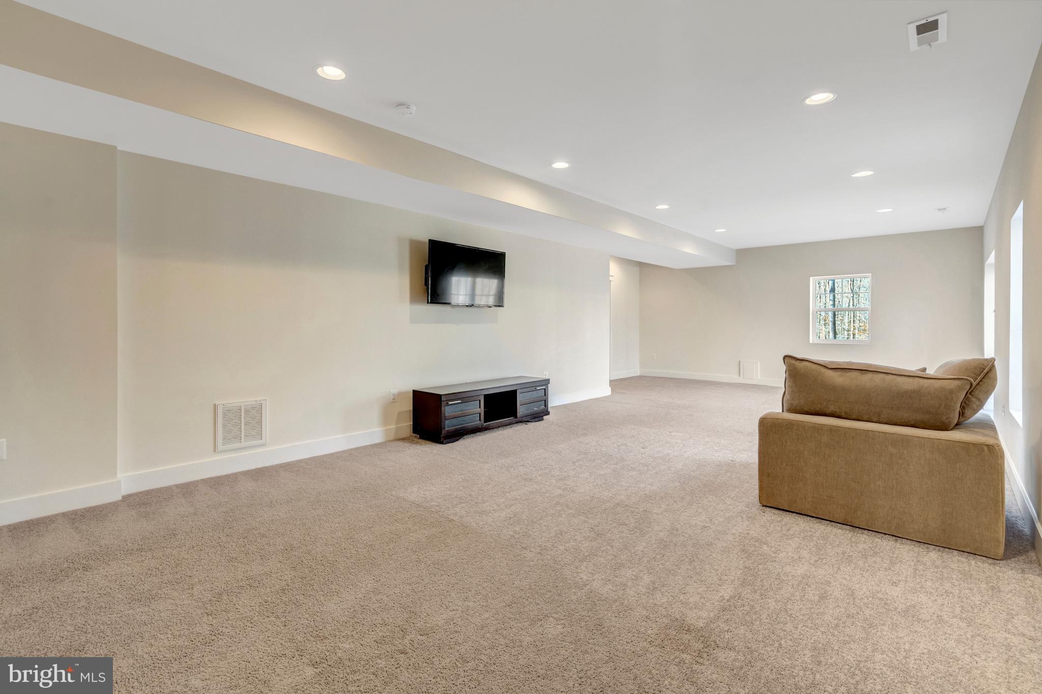 MILLBROOK - Residential