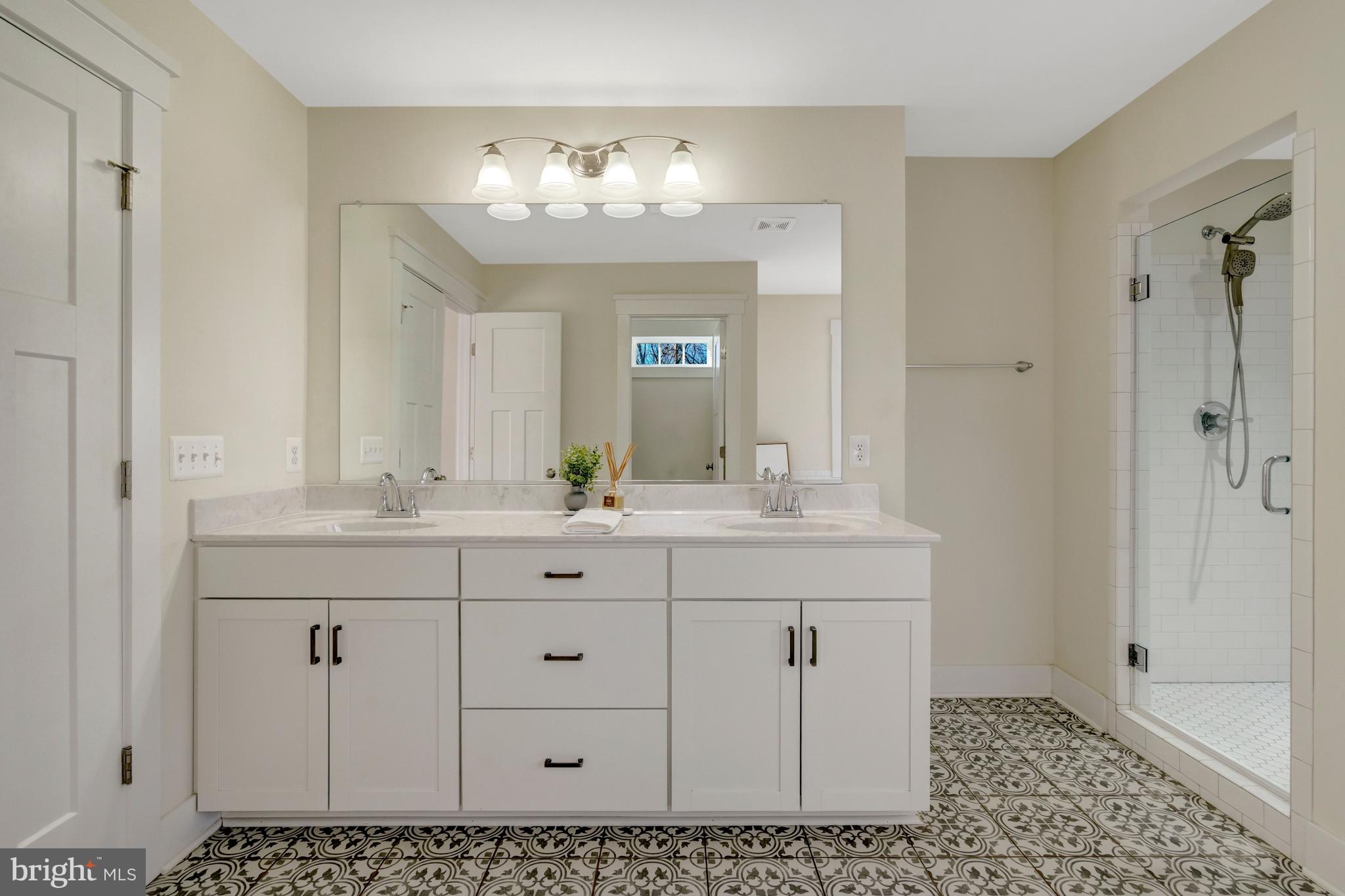 MILLBROOK - Residential