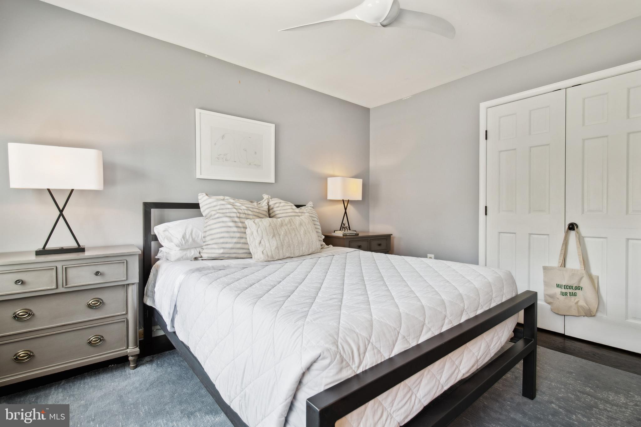 SOUTHPORT - Residential