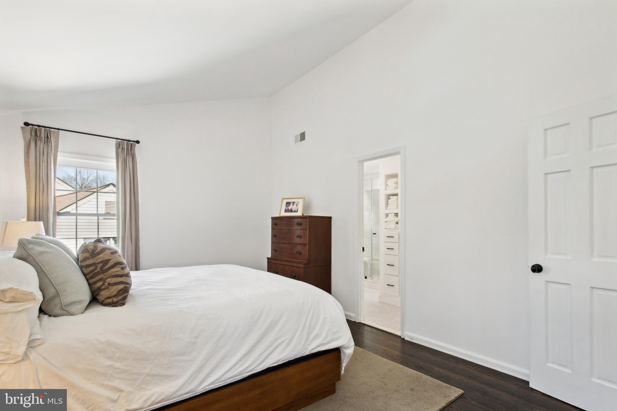 SOUTHPORT - Residential