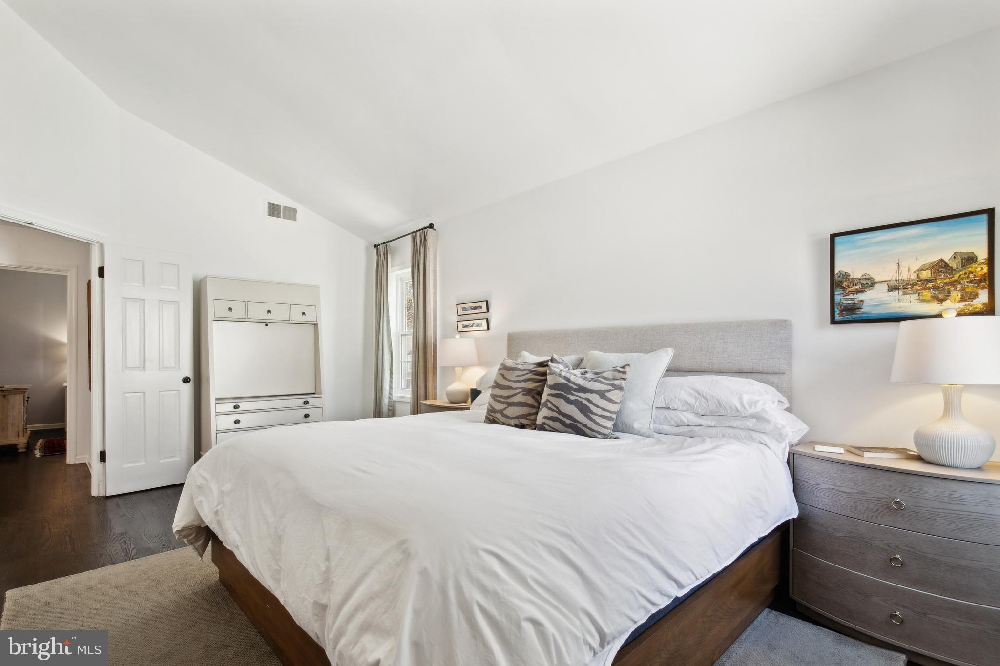 SOUTHPORT - Residential