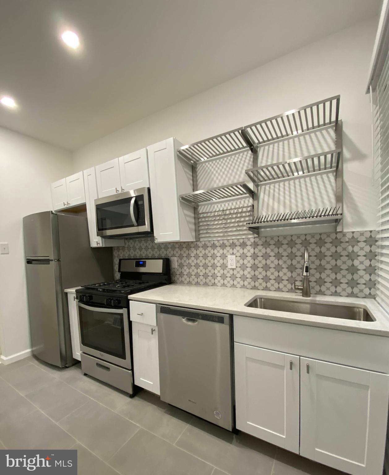 MANAYUNK - Residential Lease
