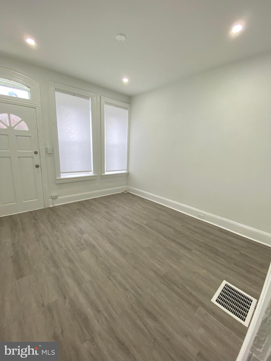 MANAYUNK - Residential Lease