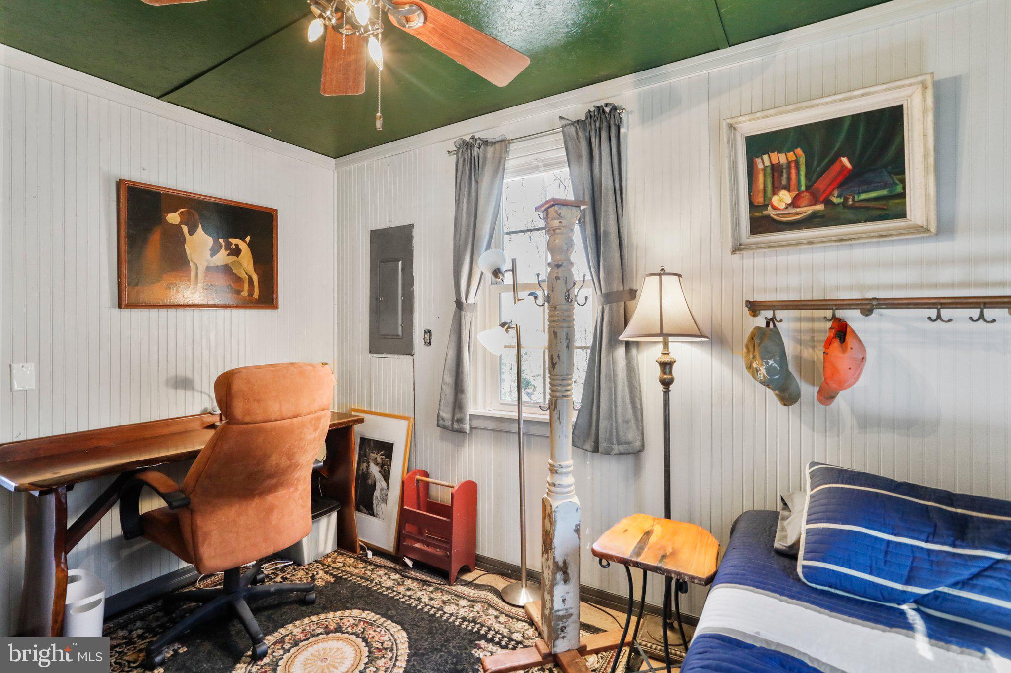 SPRUCE PINE HOLLOW - Residential