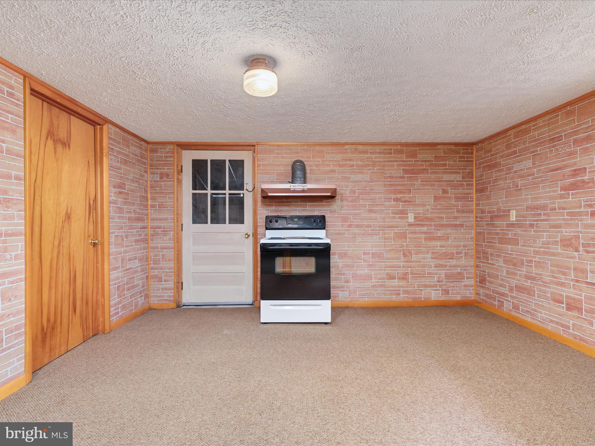 INWOOD EAST - Residential